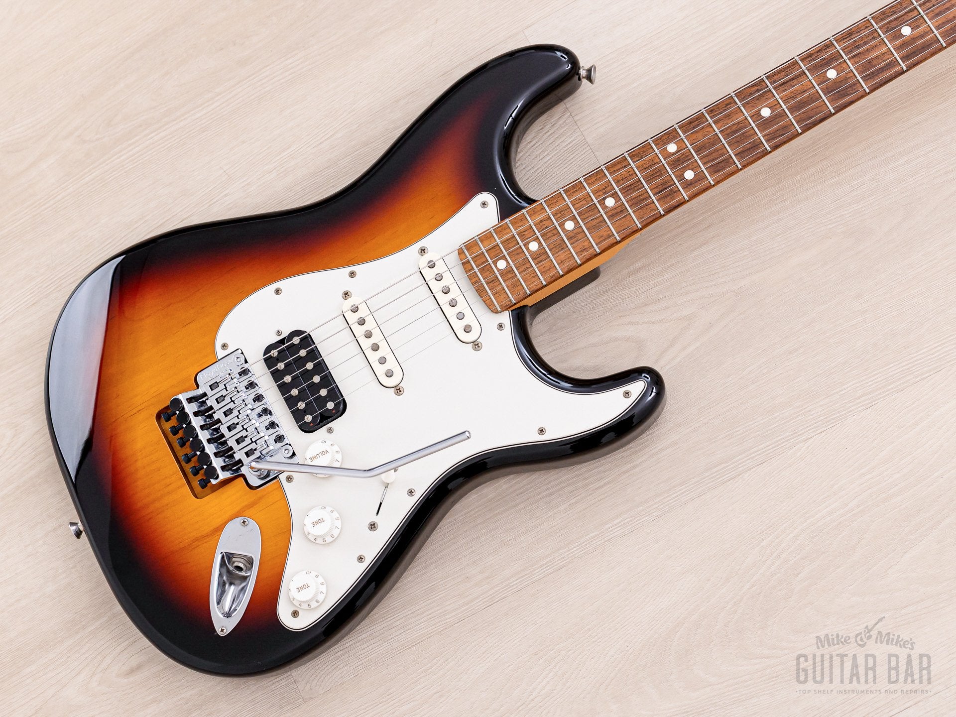 Fender Japan STRATOCASTER⭐︎ 2021 Fender Made in Japan Limited Stratocaster with Floyd Rose Sunburs
