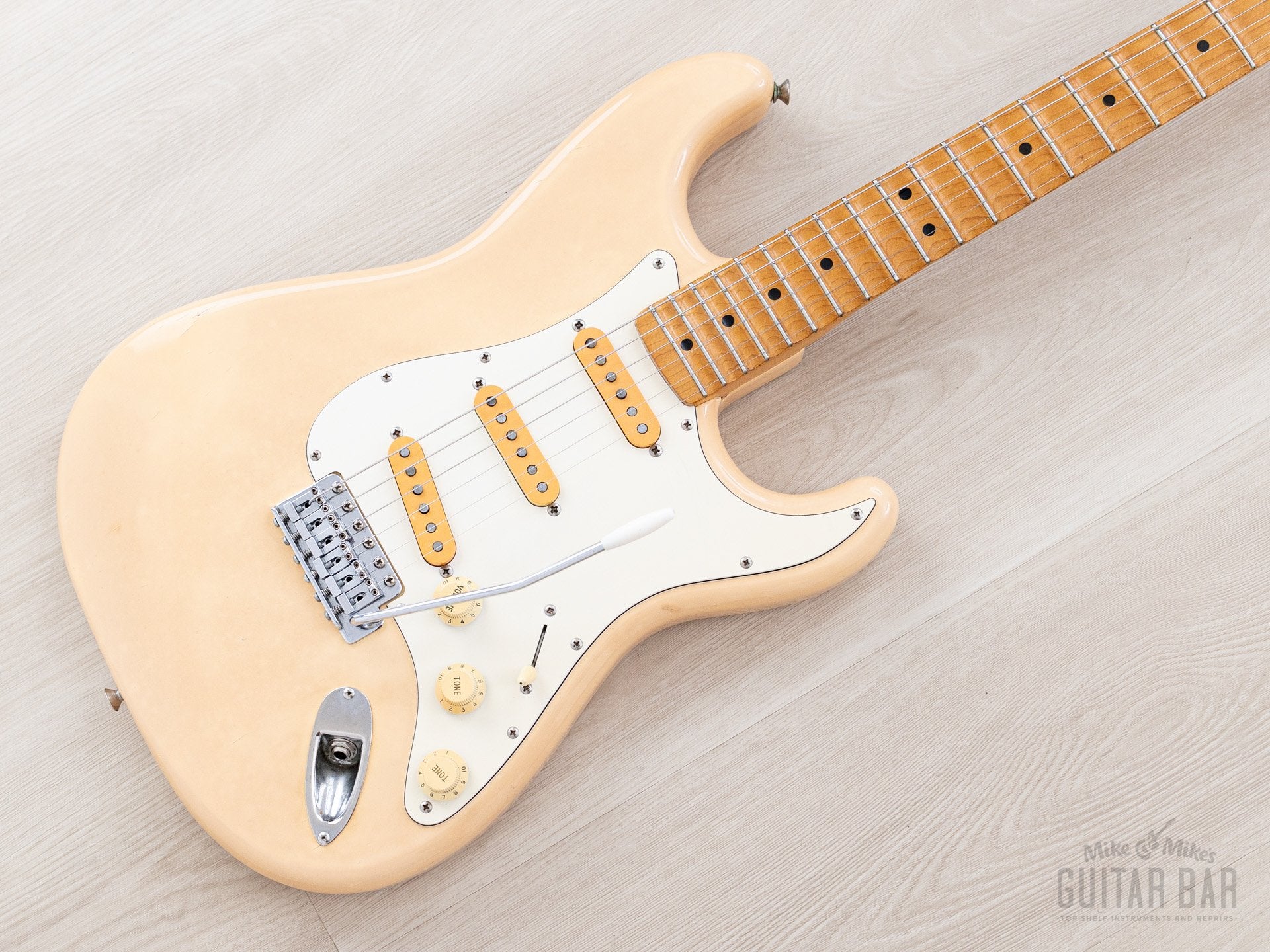 1989 Fender '72 Stratocaster ST72-75SC w/ Scalloped Board, USA Pickups