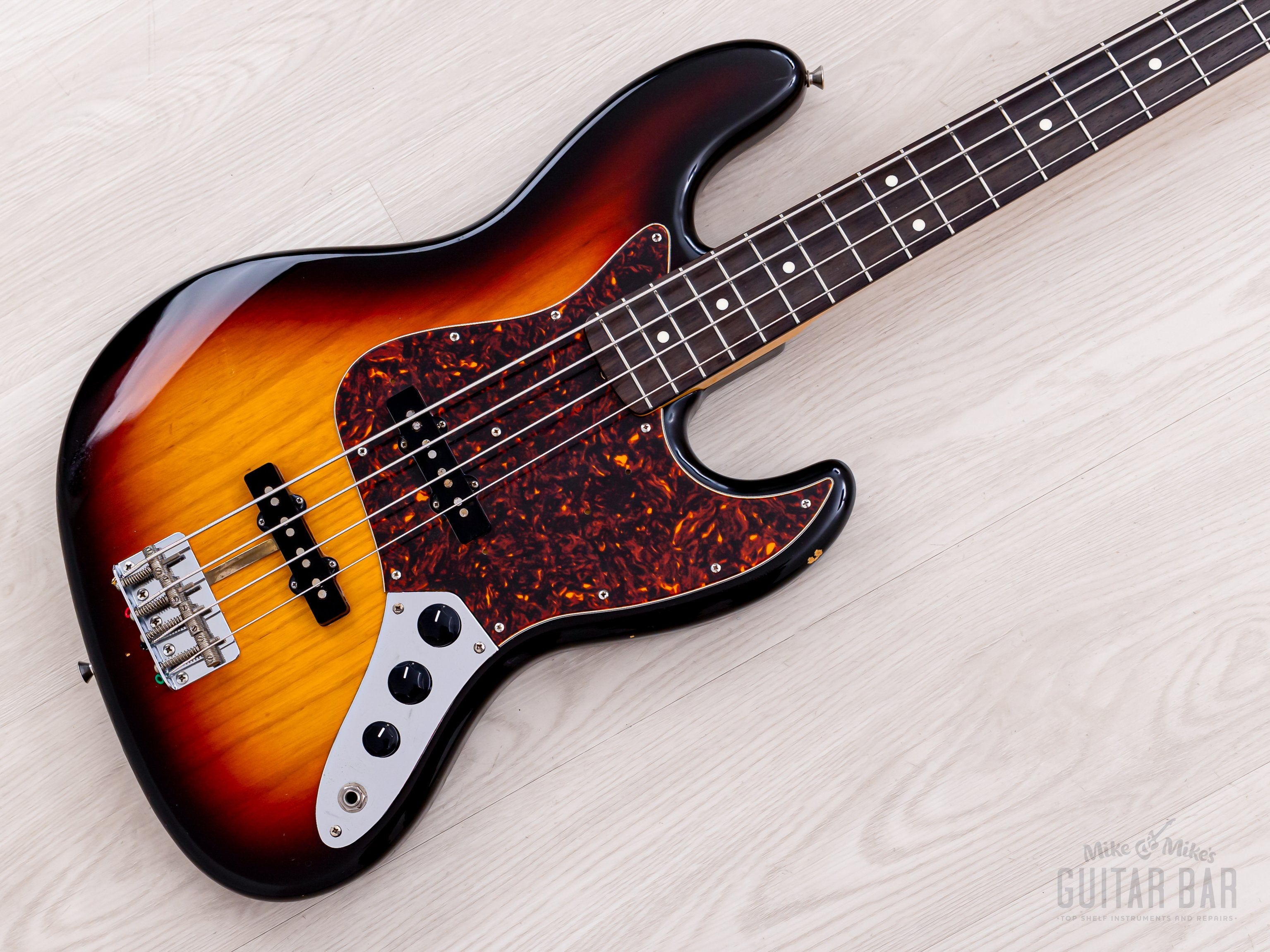 Fender Japan extrad jazz bass ジャンク medium_5af3026c-998b-43c1-bd42