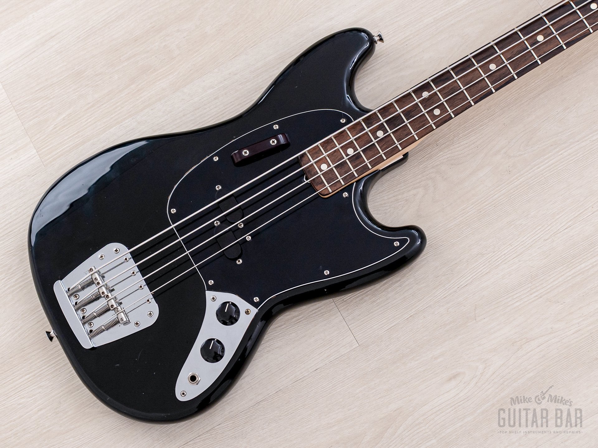 1976 Fender Mustang Bass Vintage Short Scale Bass Black 100% Original