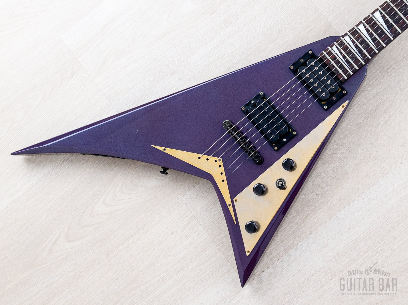ギター Grover Jackson Randy V EMG85 EMG81 1993 Grover Jackson Randy Rhoads Standard V Blue Purple w/ DiMarzio DP