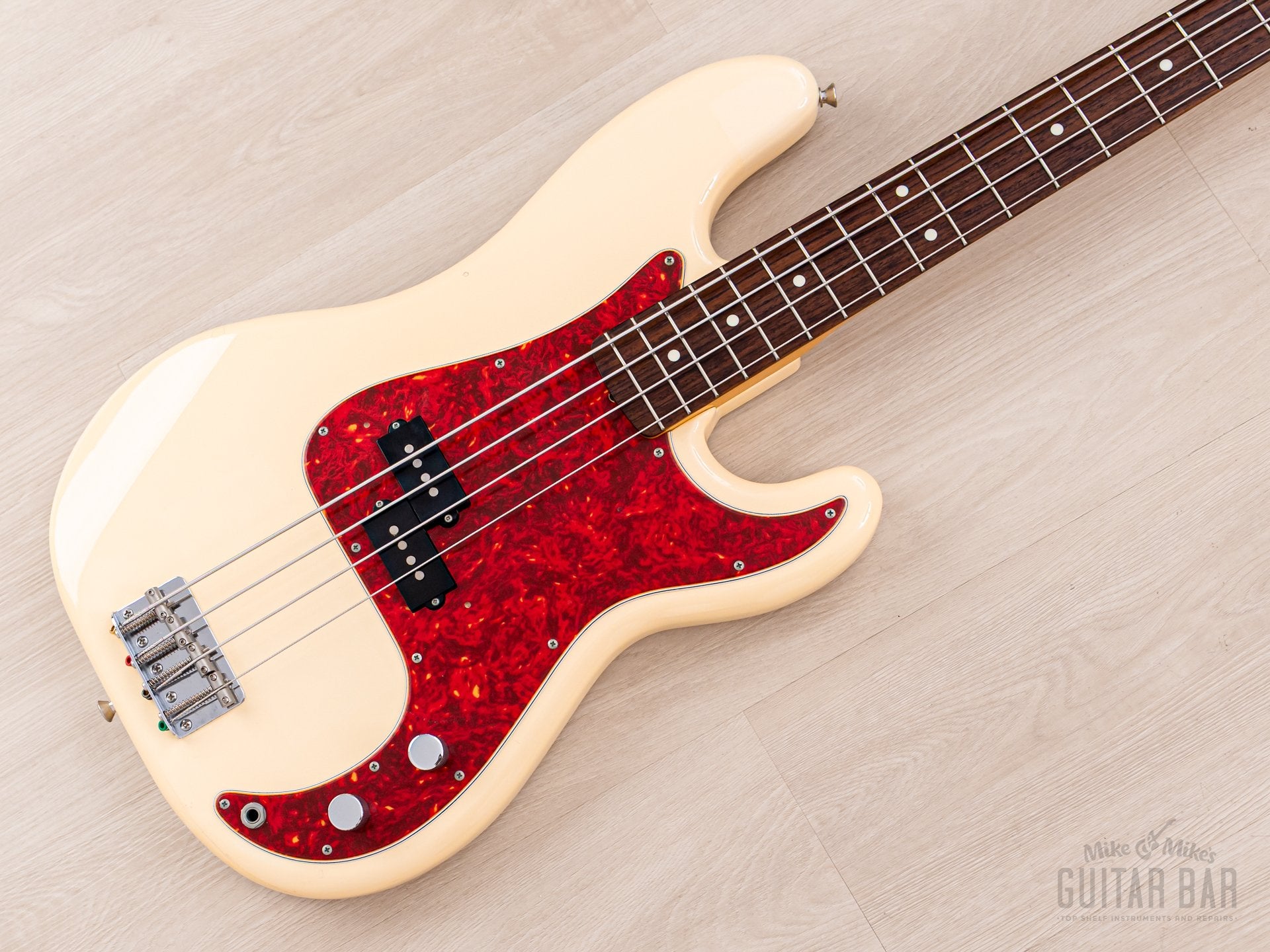 ベース Fender japan Precision Bass pb62 Fender Japan PRECISION BASS PB62 - ギター・楽器買取の