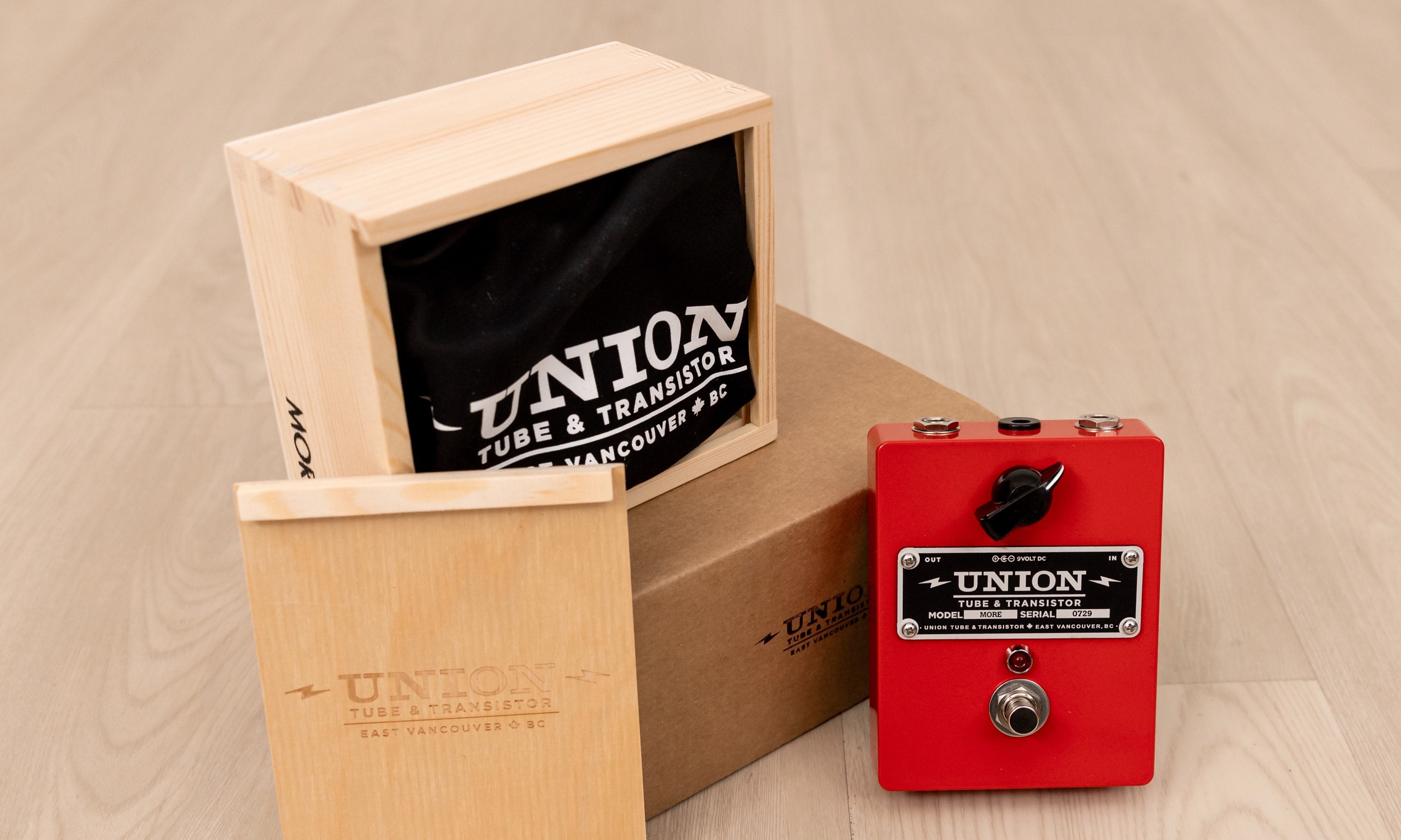 union guitar pedals Union Tube & Transistor More Preamp Boost Guitar Effects Pedal