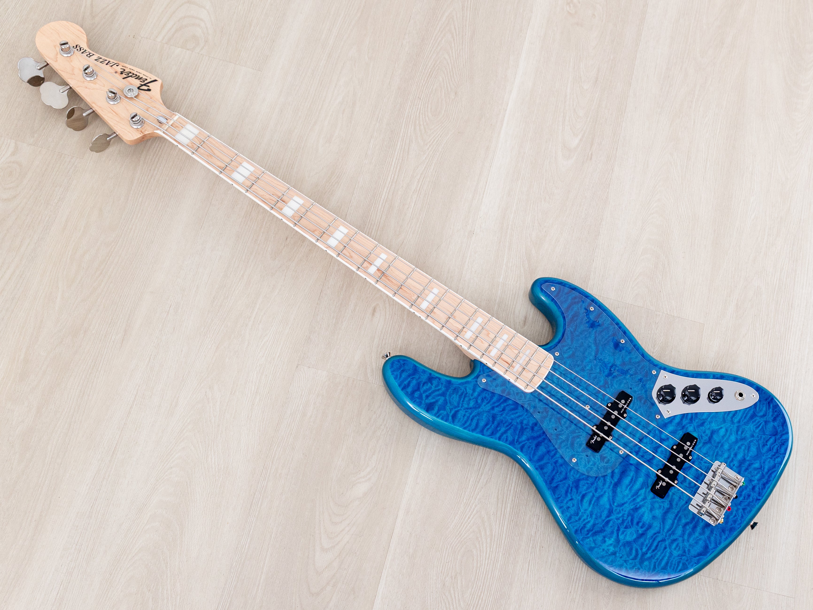 2021 Fender Traditional II '70s Jazz Bass FSR Caribbean Blue