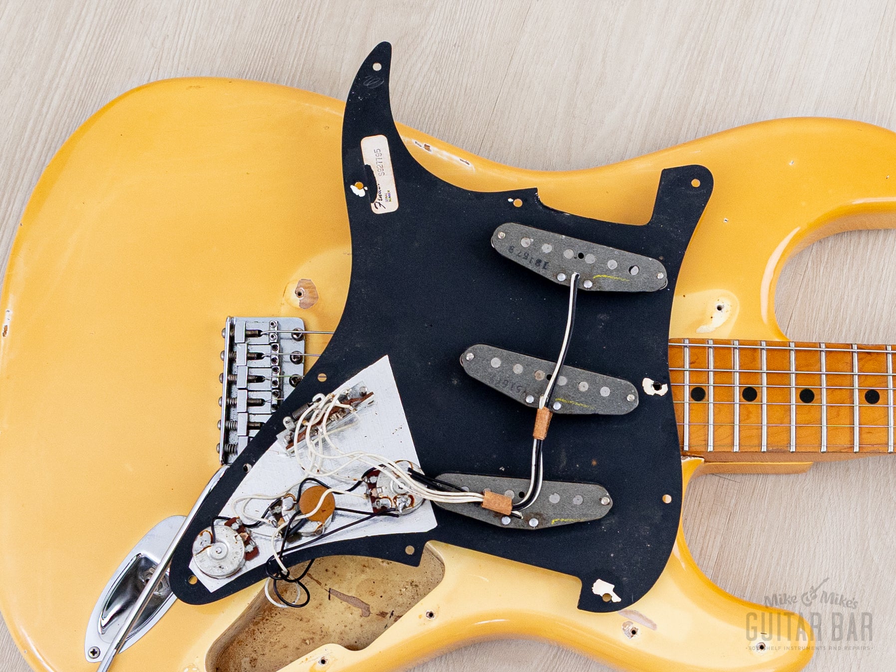 Fender USA ストラト 1979 alexander pribora Fender USA Stratocaster Black 1979 中古｜ギター買取の東京