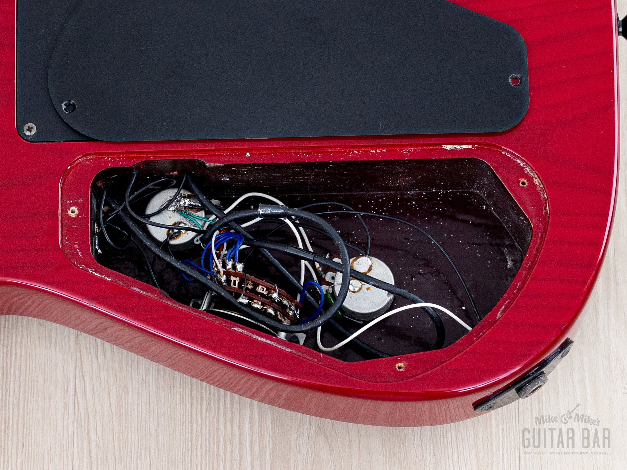 1990 Charvel Jackson Super Dinky SDK-085-HH See-Through Red, Near-Mint