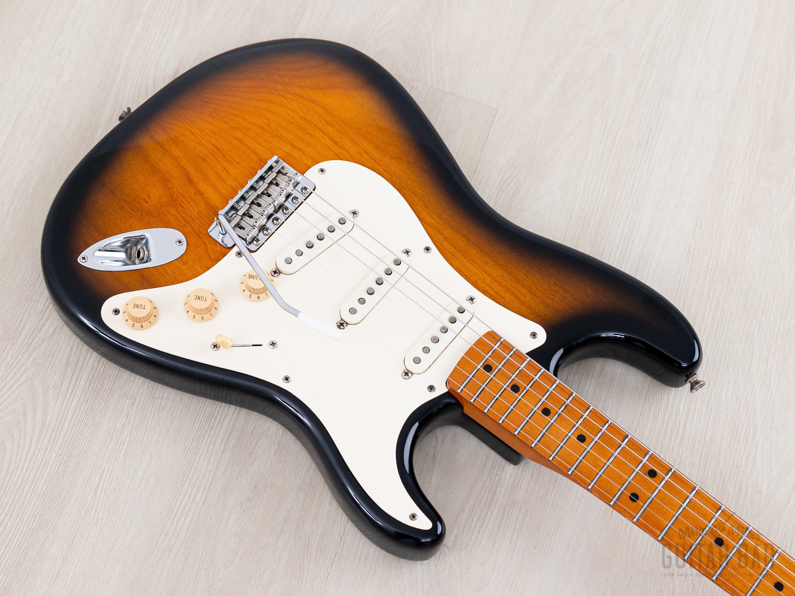 1997 Fender American Vintage '57 Stratocaster Sunburst w/ Hangtags, Tw