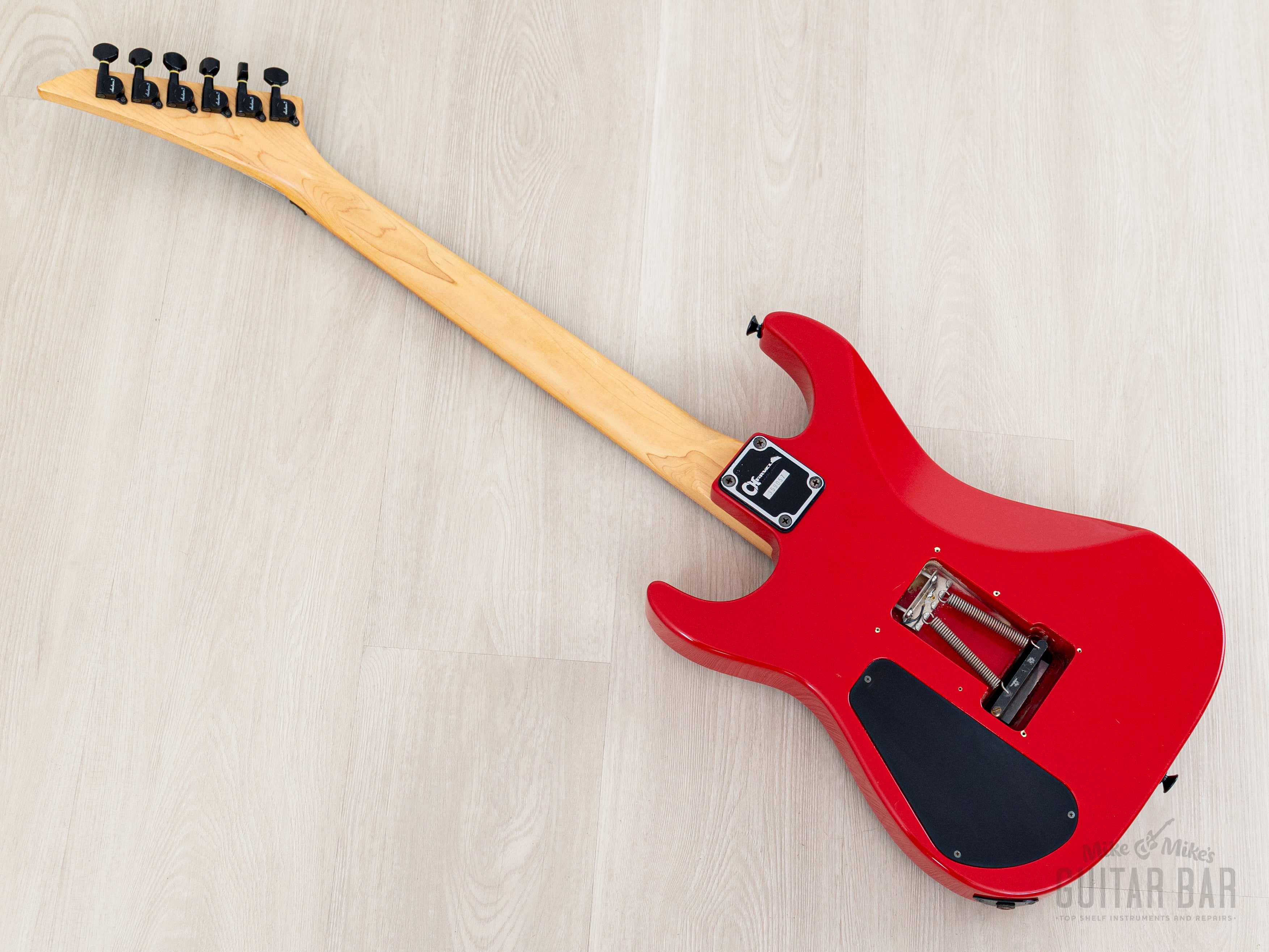 CHARVEL BY JACKSON エレキギター　SSH メタリックレッド CHARVEL BY JACKSON エレキギター SSH メタリックレッド CHARVEL