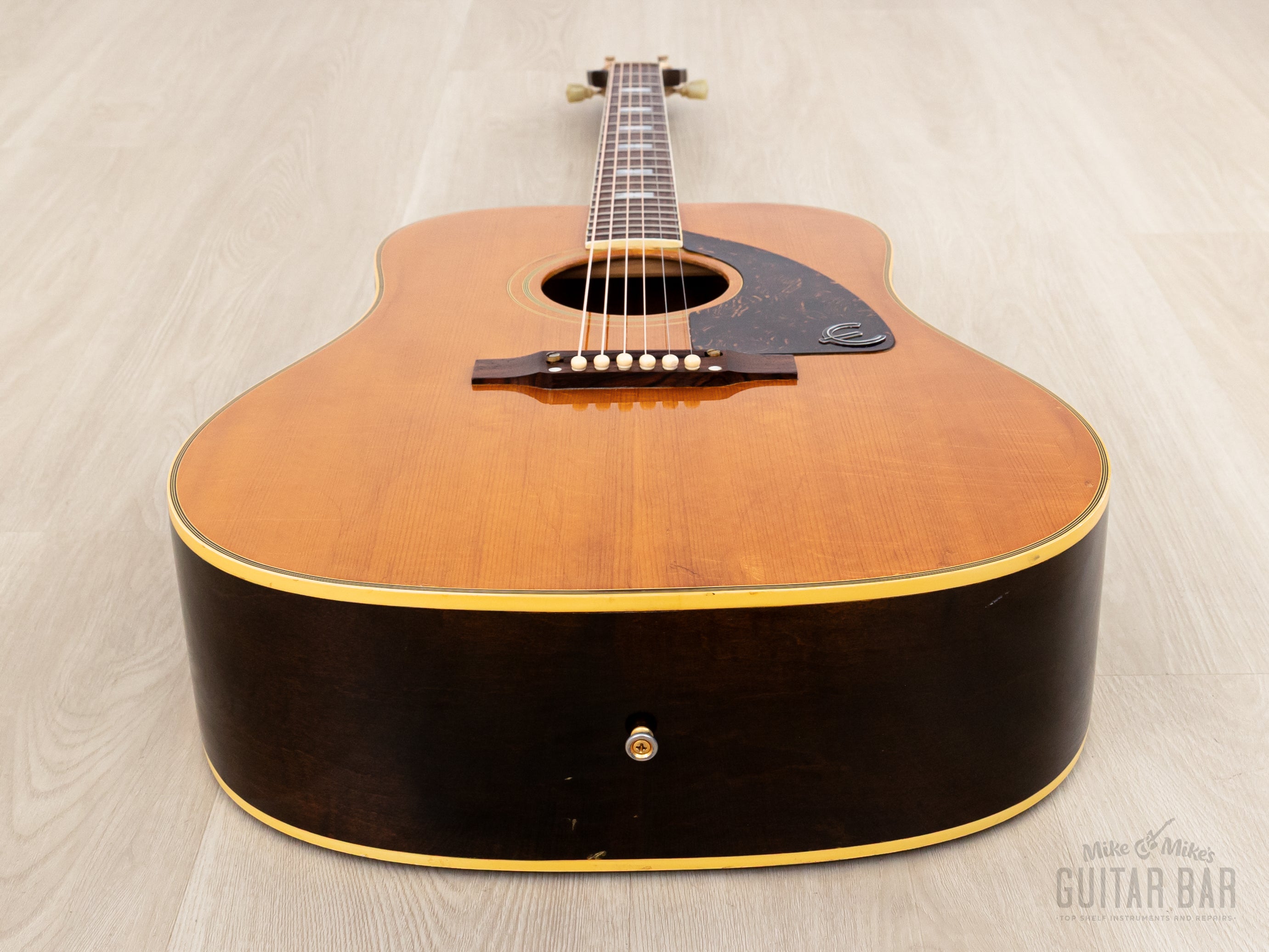 Epiphone ギター 1968 Epiphone FT-79 Texan Cherry Red – True Vintage Guitar