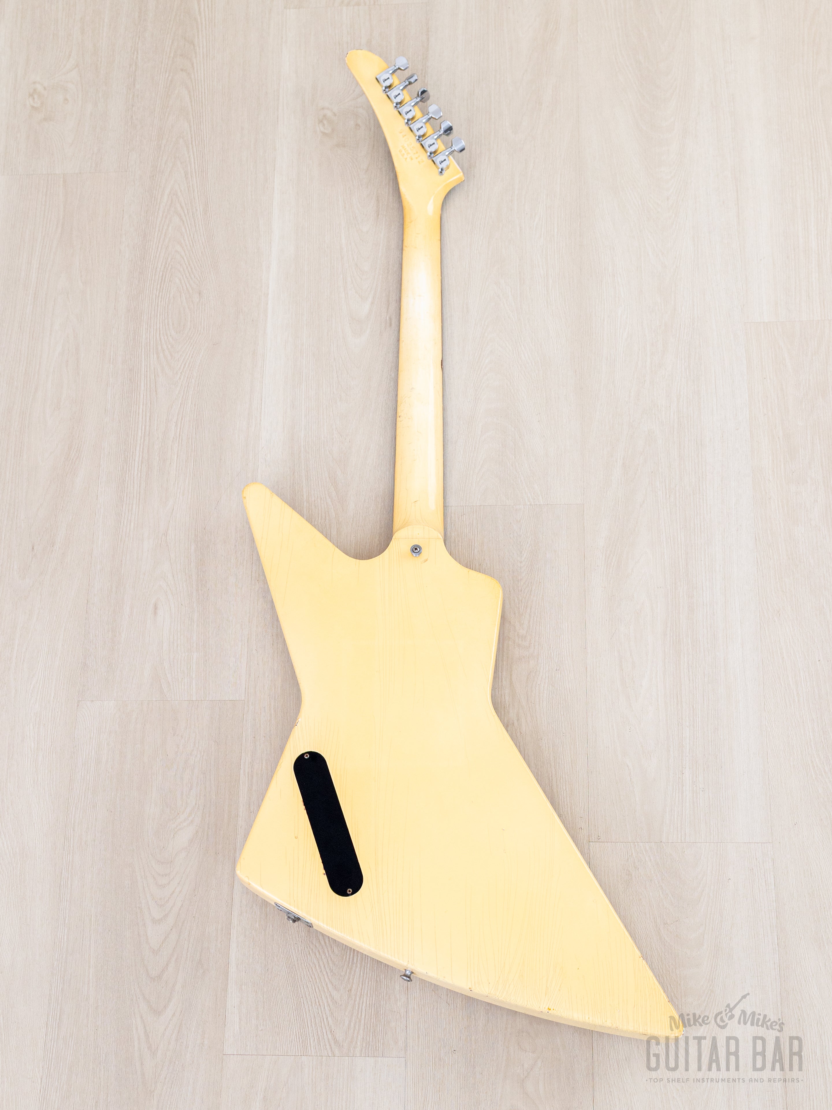 Gibson USA Explorer '76 クラシック・ホワイト