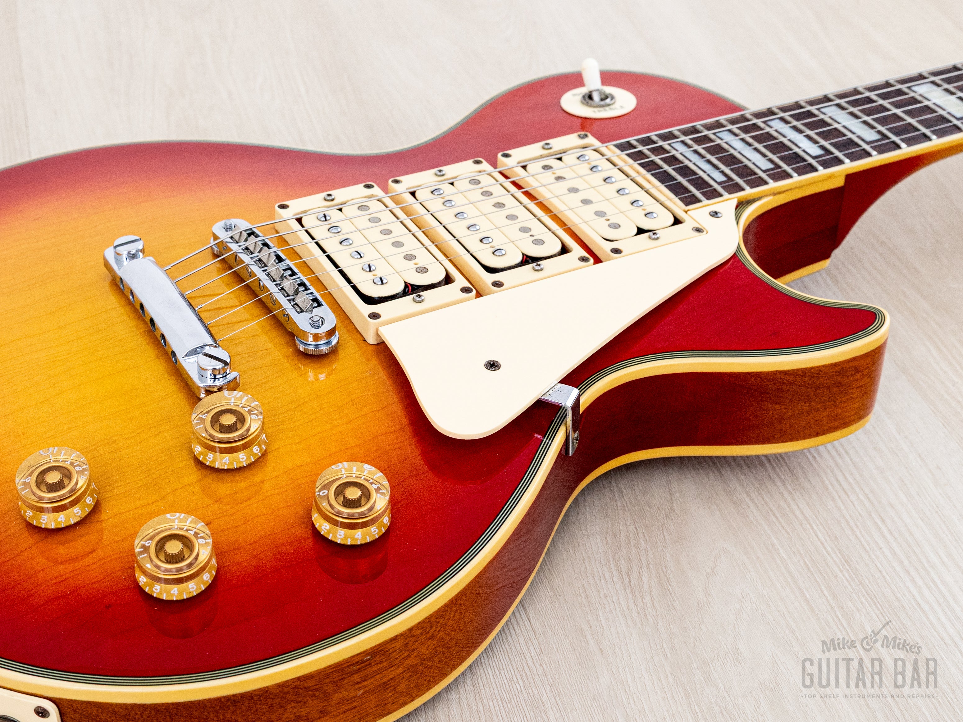 1978年製GrecoFlyingVFV-600 ビンテージ 日本製 Dシリアル Greco FV-600 Cherry 1978年製 税込販売価格 ￥62,800