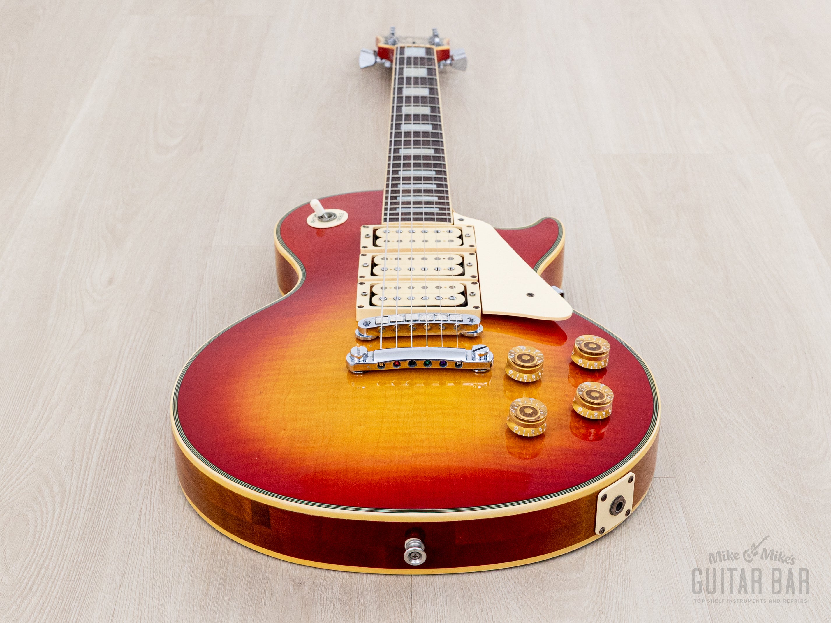 1978年製GrecoFlyingVFV-600 ビンテージ 日本製 Dシリアル Greco FV-600 Cherry 1978年製 税込販売価格 ￥62,800