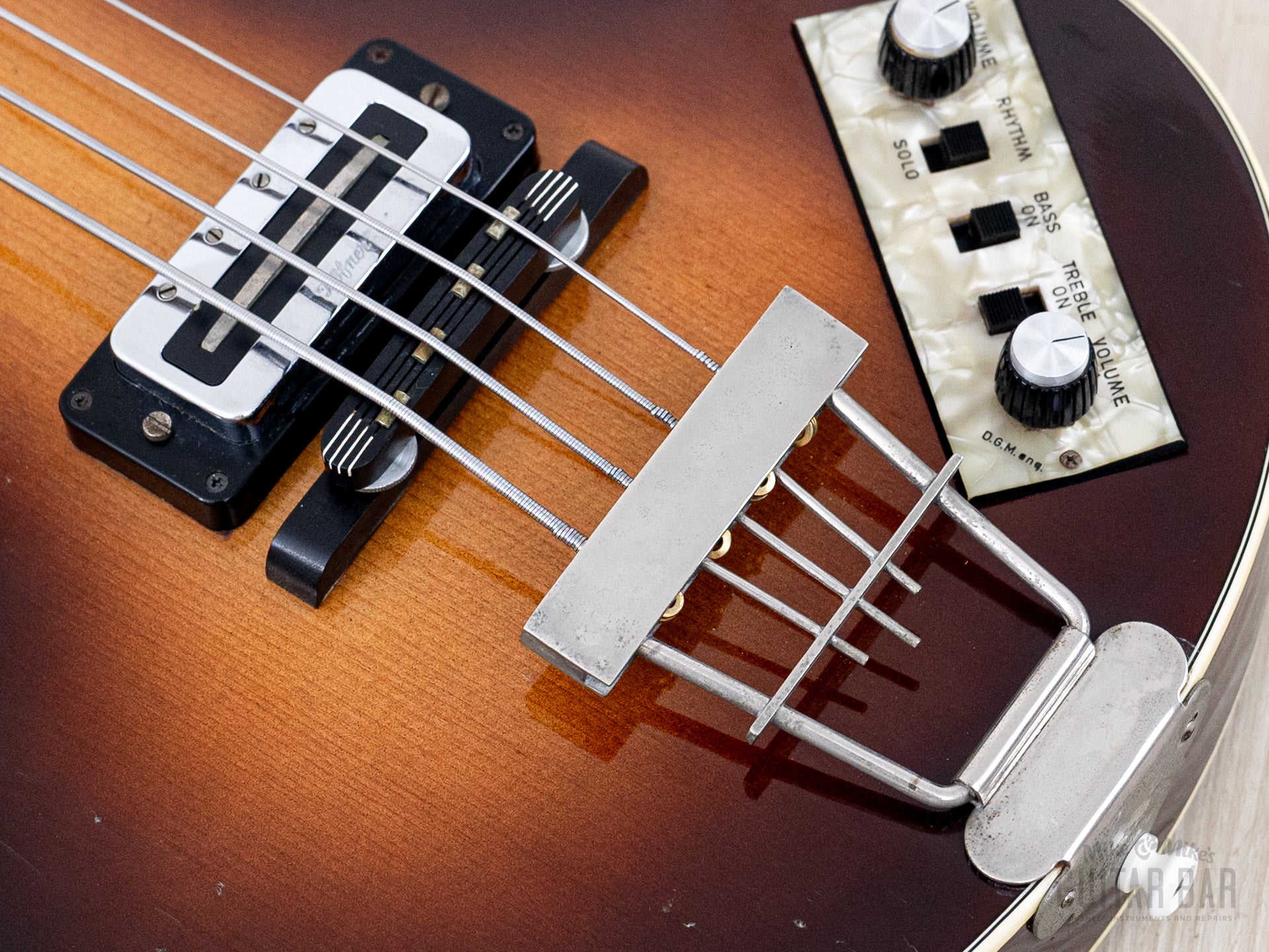 1974 Hofner 500/1 Beatle Bass Vintage Violin Bass Sunburst w/ Blade Pi