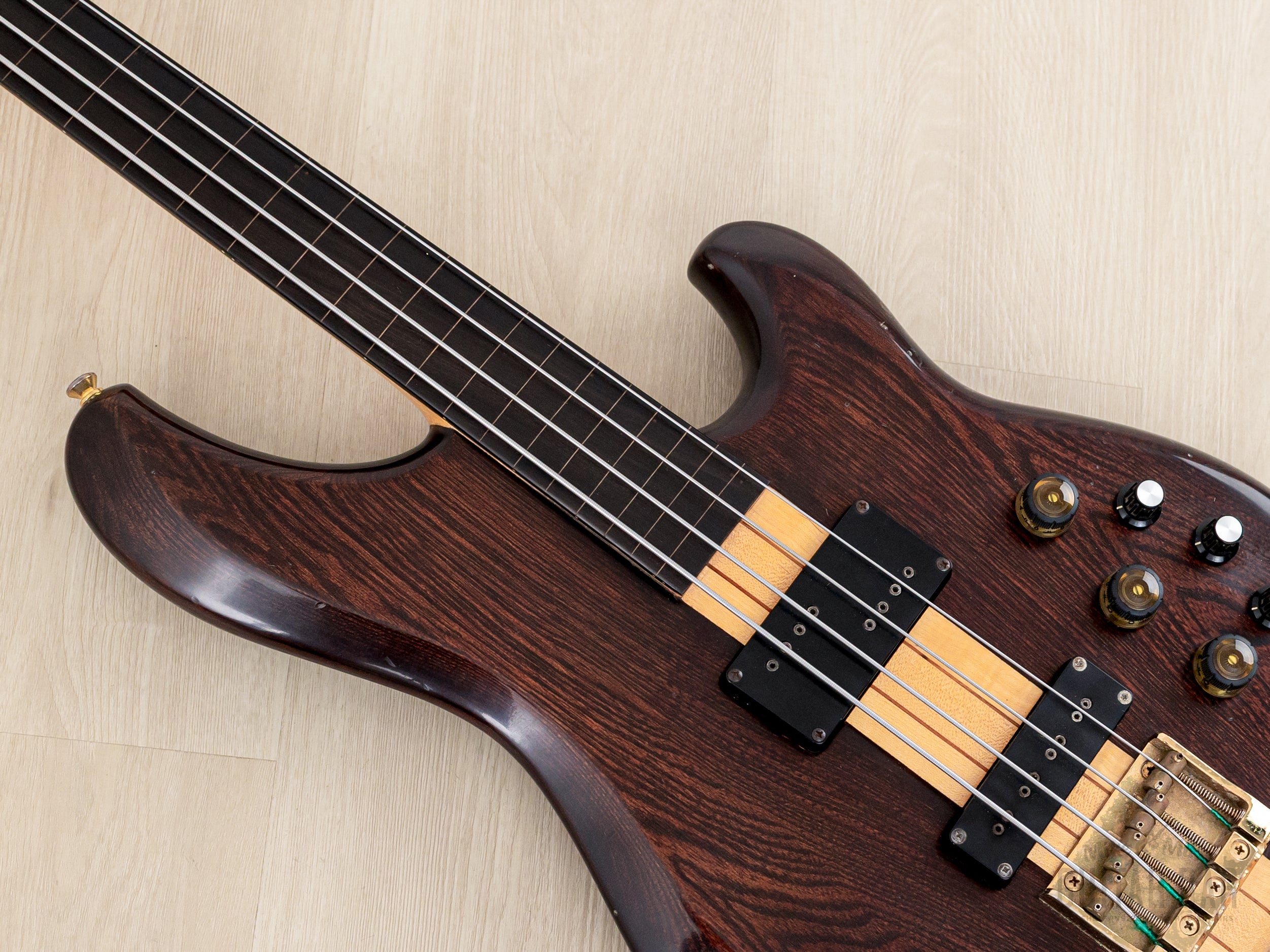 1982 Ibanez Musician MC940 DS Vintage Neck Through Fretless PJ Bass Da