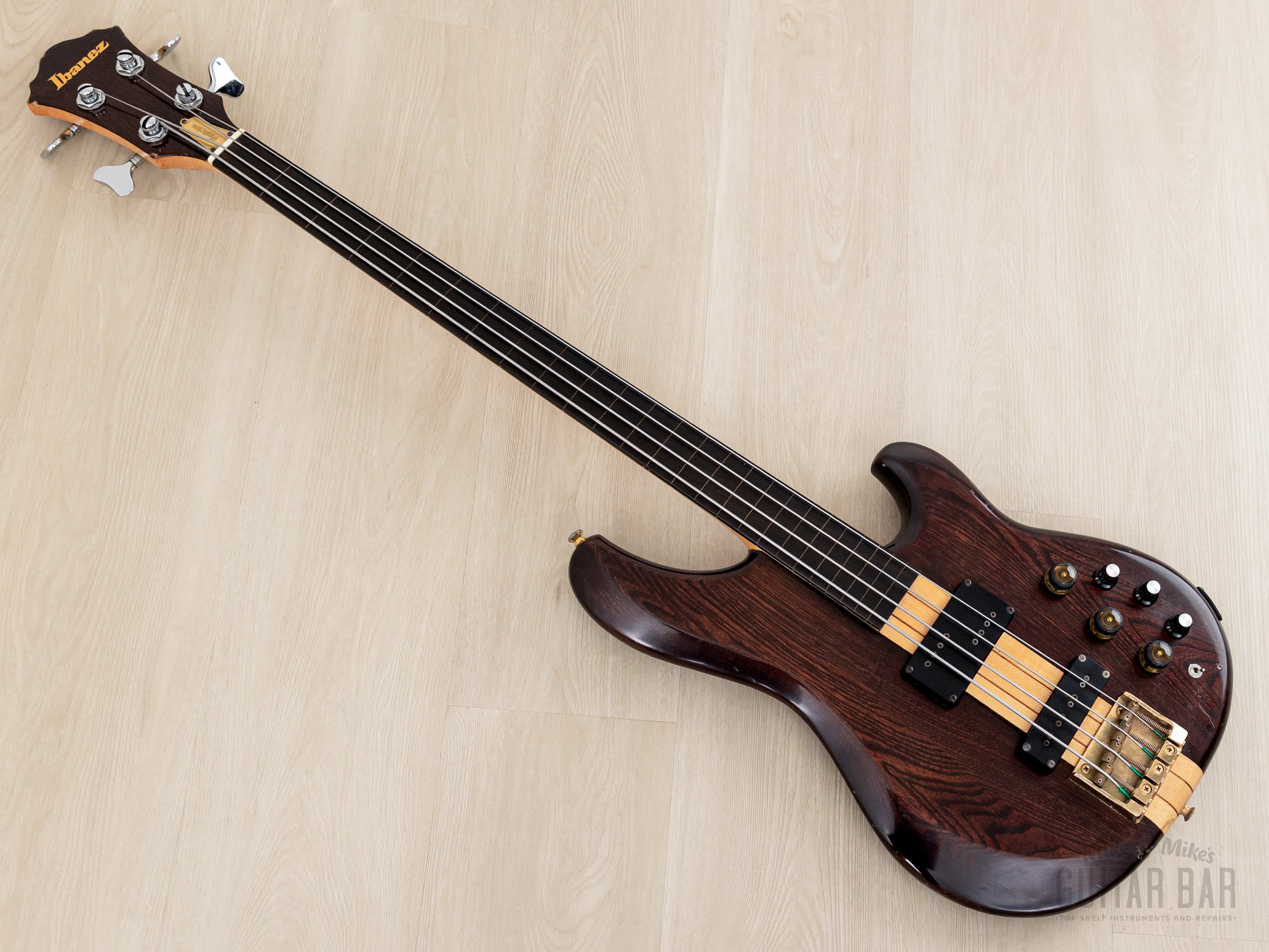 アイバニーズMC-940DS Ibanez 1979 Musician MC 940DS Fretless Bass 1979 Bass For