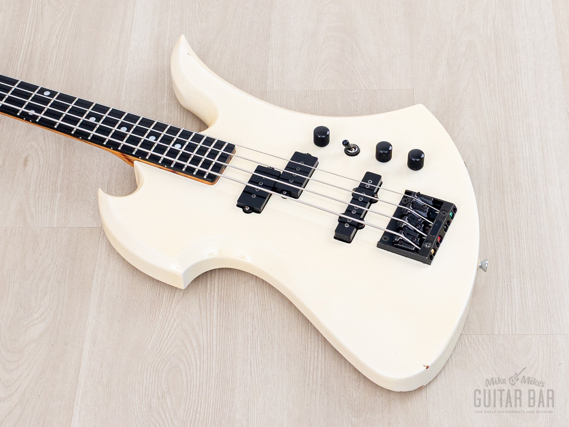 1989 BC Rich Mockingbird Bass MB-857 Vintage PJ Bass Snow White, Japan