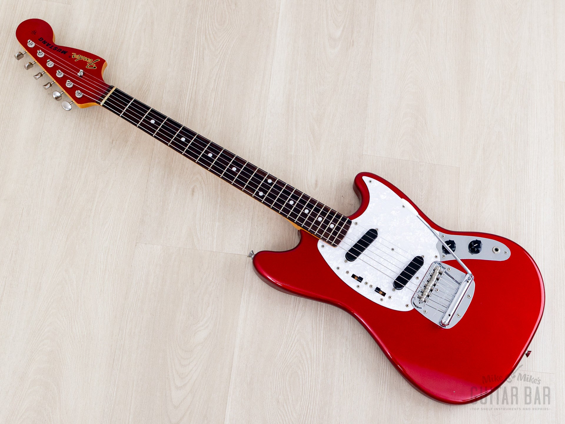 ギター Fender Mustang Vintage 1990's Fender Mustang Electric Guitar Olympic White