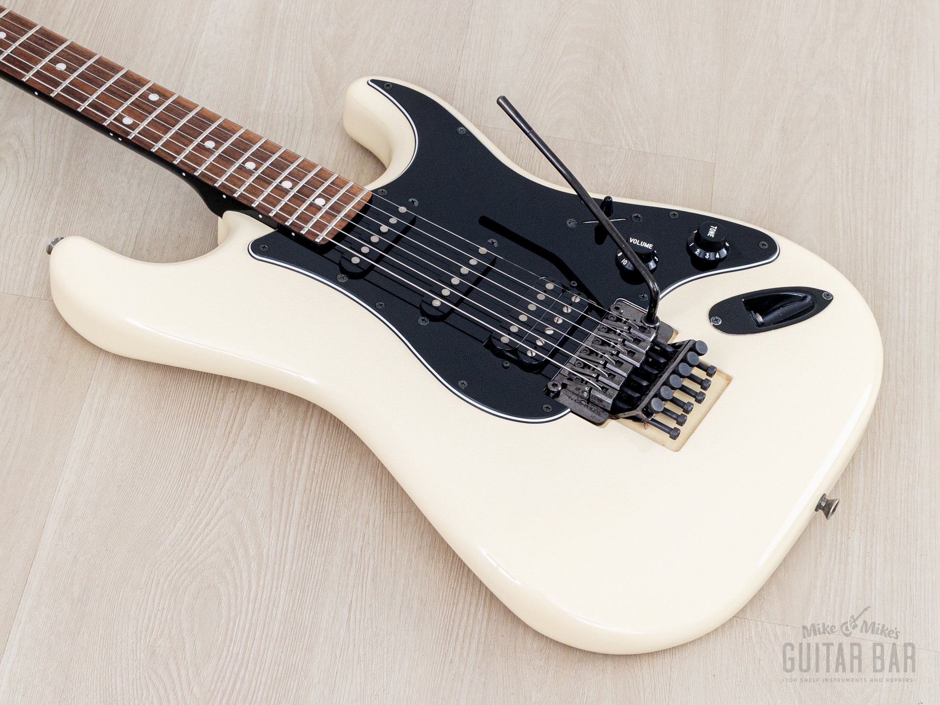 2014 Fender Stratocaster ST62-FR SSH Superstrat Vintage White w/ Floyd