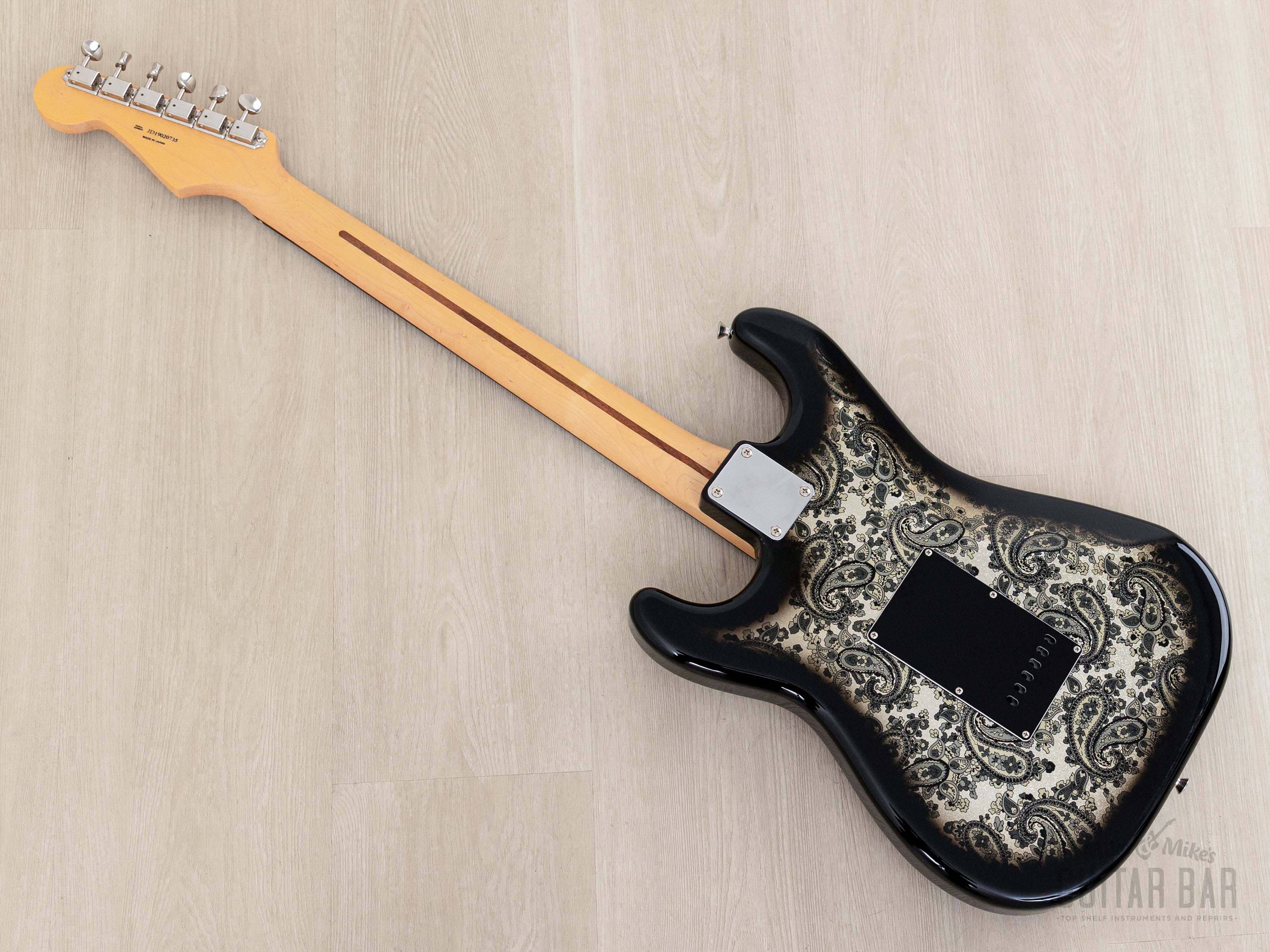 ギター Fender MEX Limited Black Paisley ST Fender Limited Edition Black Paisley Stratocaster - Eddie's