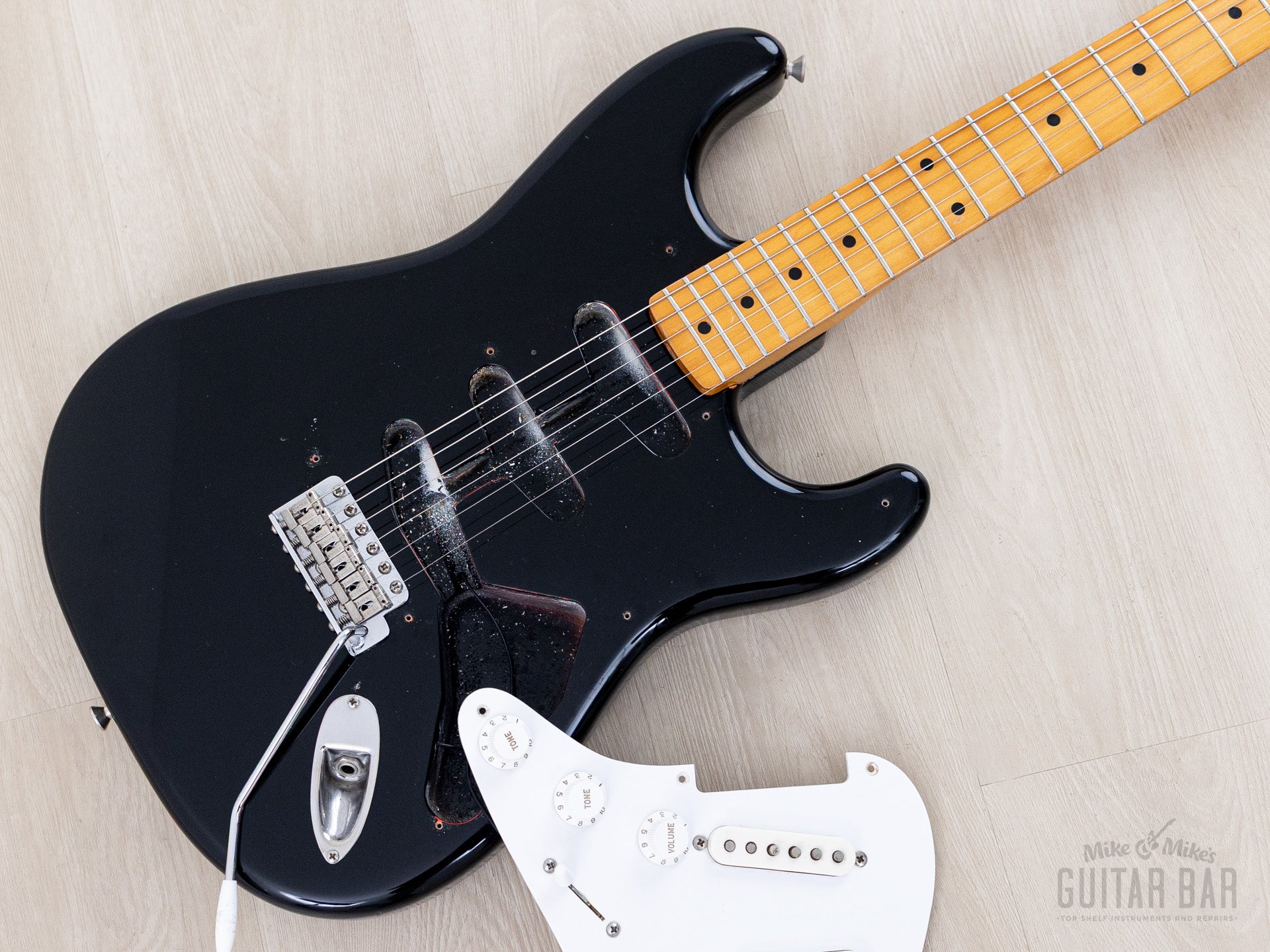 1982 Fender '57 Stratocaster JV ST57-85 Black Over Fiesta Red w/ USA F