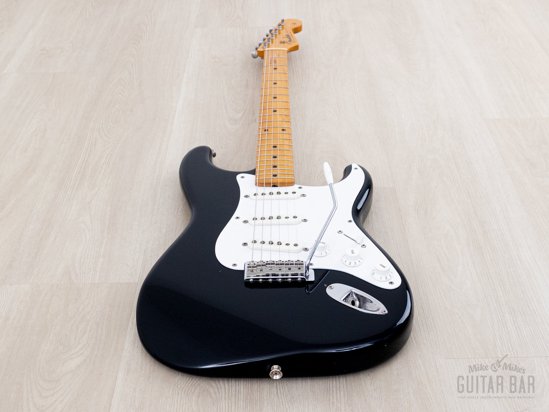 1982 Fender '57 Stratocaster JV ST57-85 Black Over Fiesta Red w/ USA F