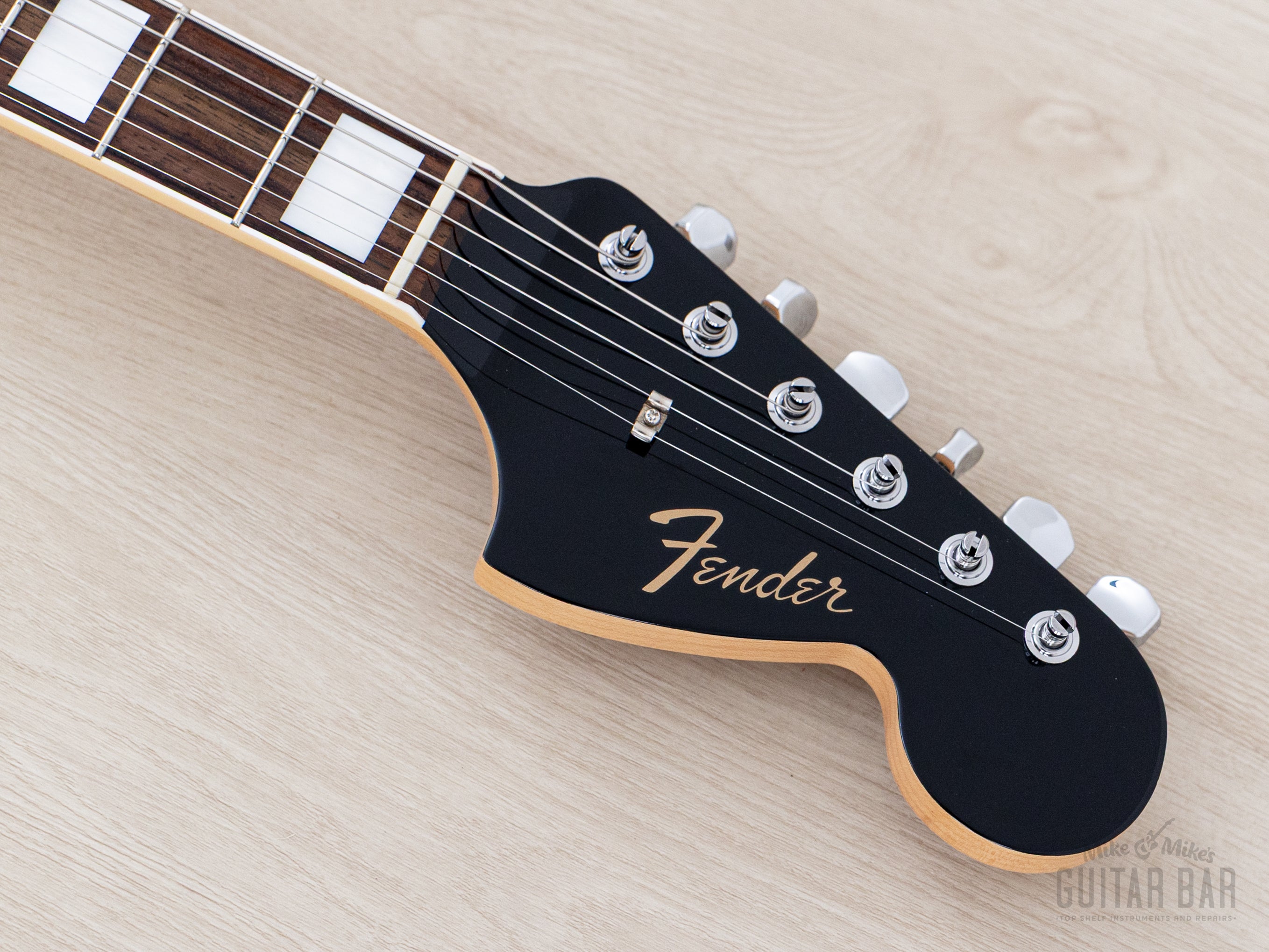 2025 Fender Traditional II Late '60s Jaguar Black +
