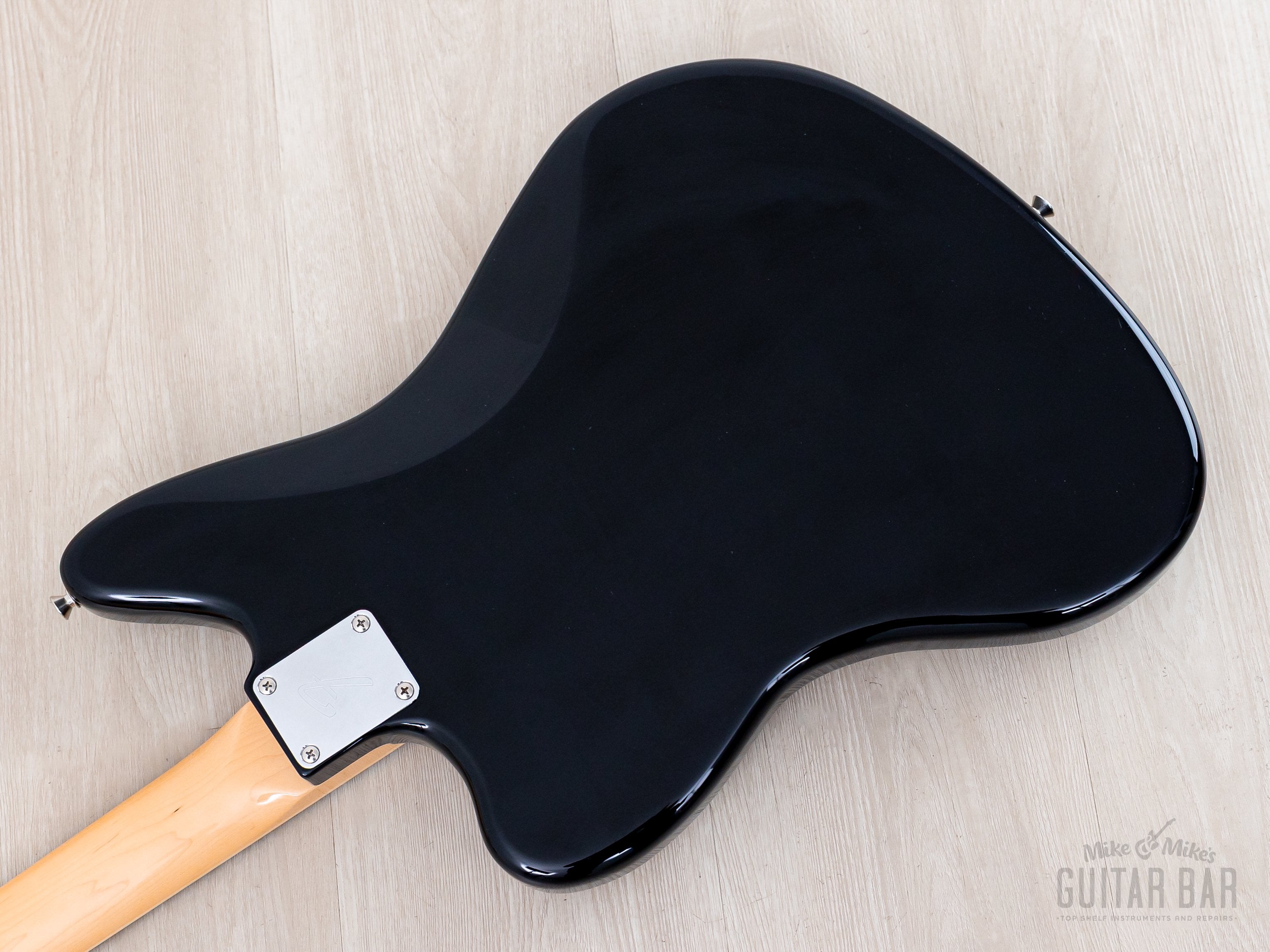 2026 Fender Traditional II Late '60s Jaguar Black + Headstock, Blocks