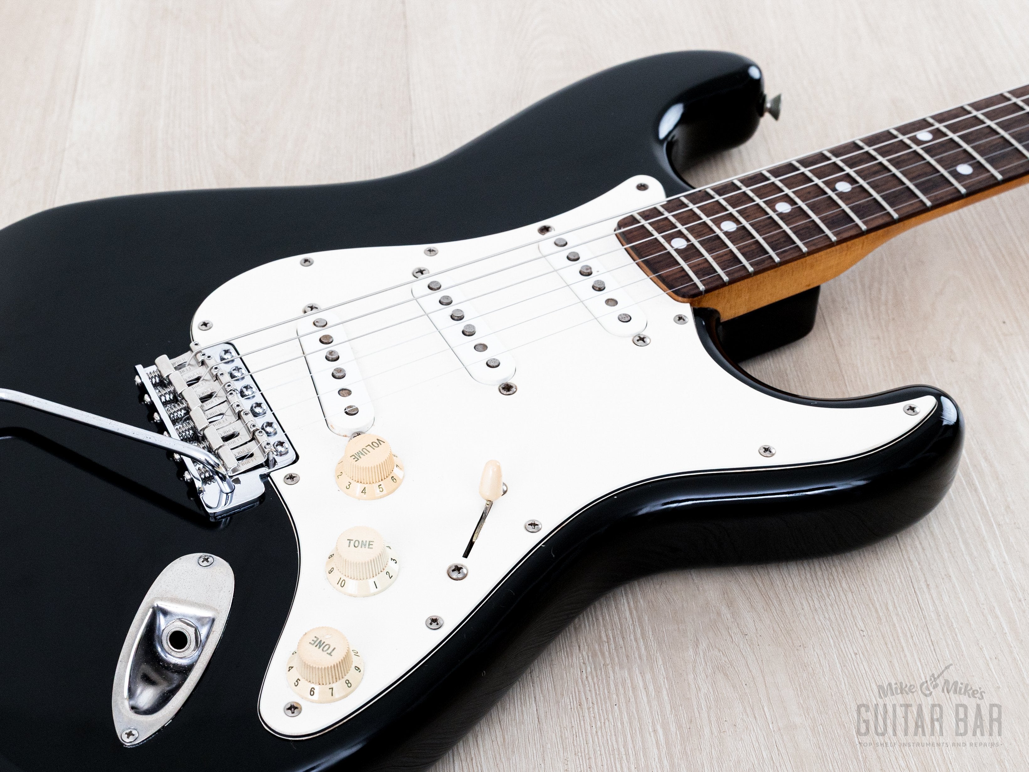 1986 Fender '72 Stratocaster ST72-115 Black w/ Ash Body & American Vin