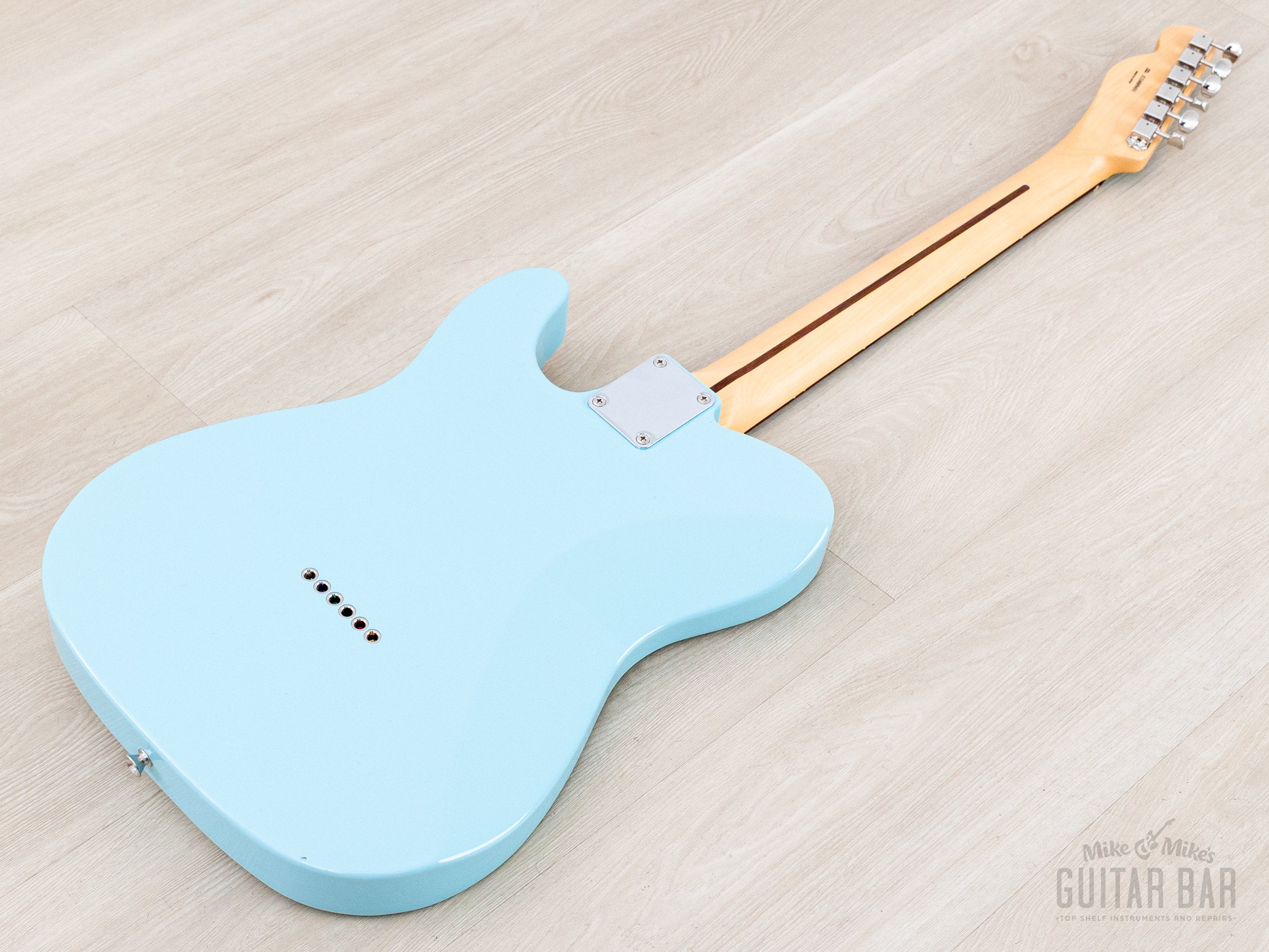 2024 Fender Hybrid II Telecaster FSR Daphne Blue + Headstock w/ Hangta