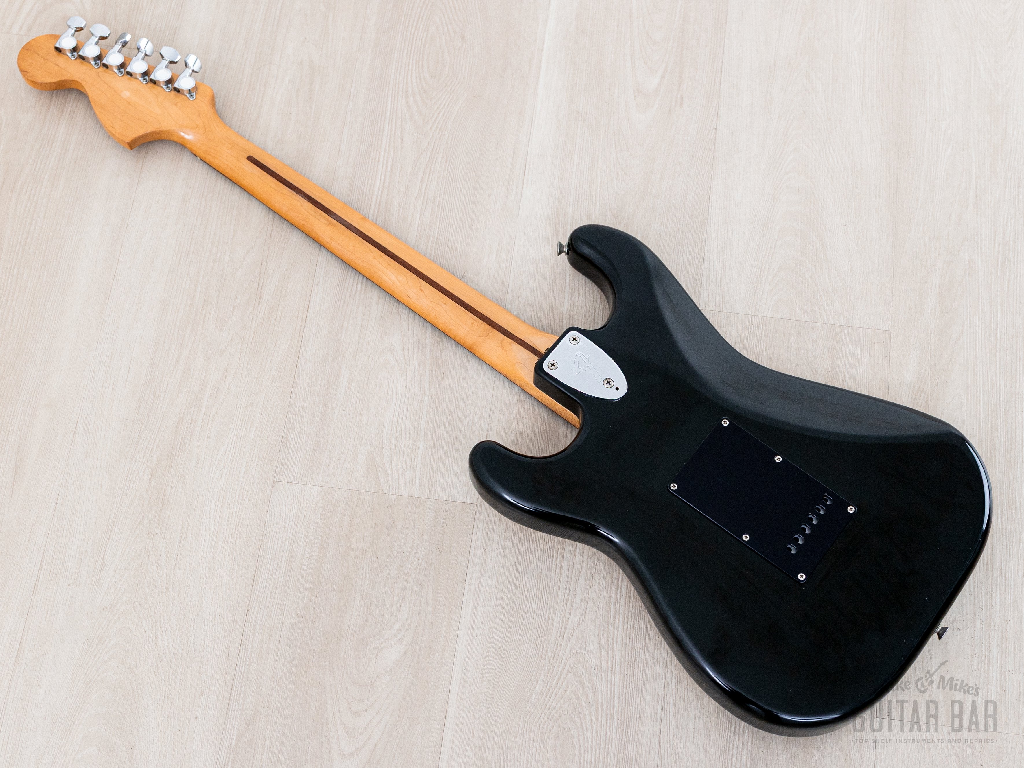 Fender Stratocaster ブラック 1986 Fender '72 Stratocaster ST72-115 Black w/ Ash Body & American Vin