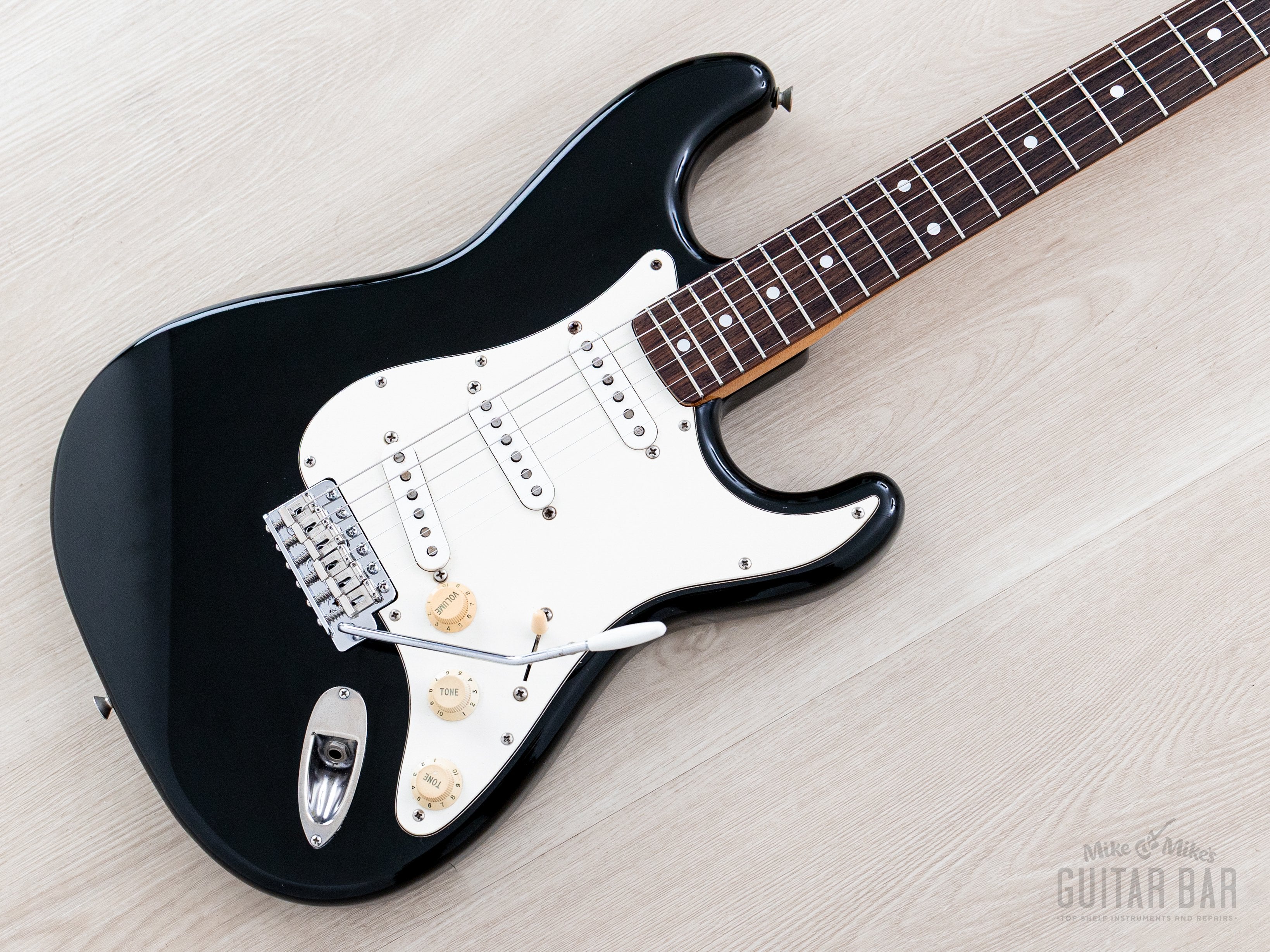 1986 Fender '72 Stratocaster ST72-115 Black w/ Ash Body & American Vin
