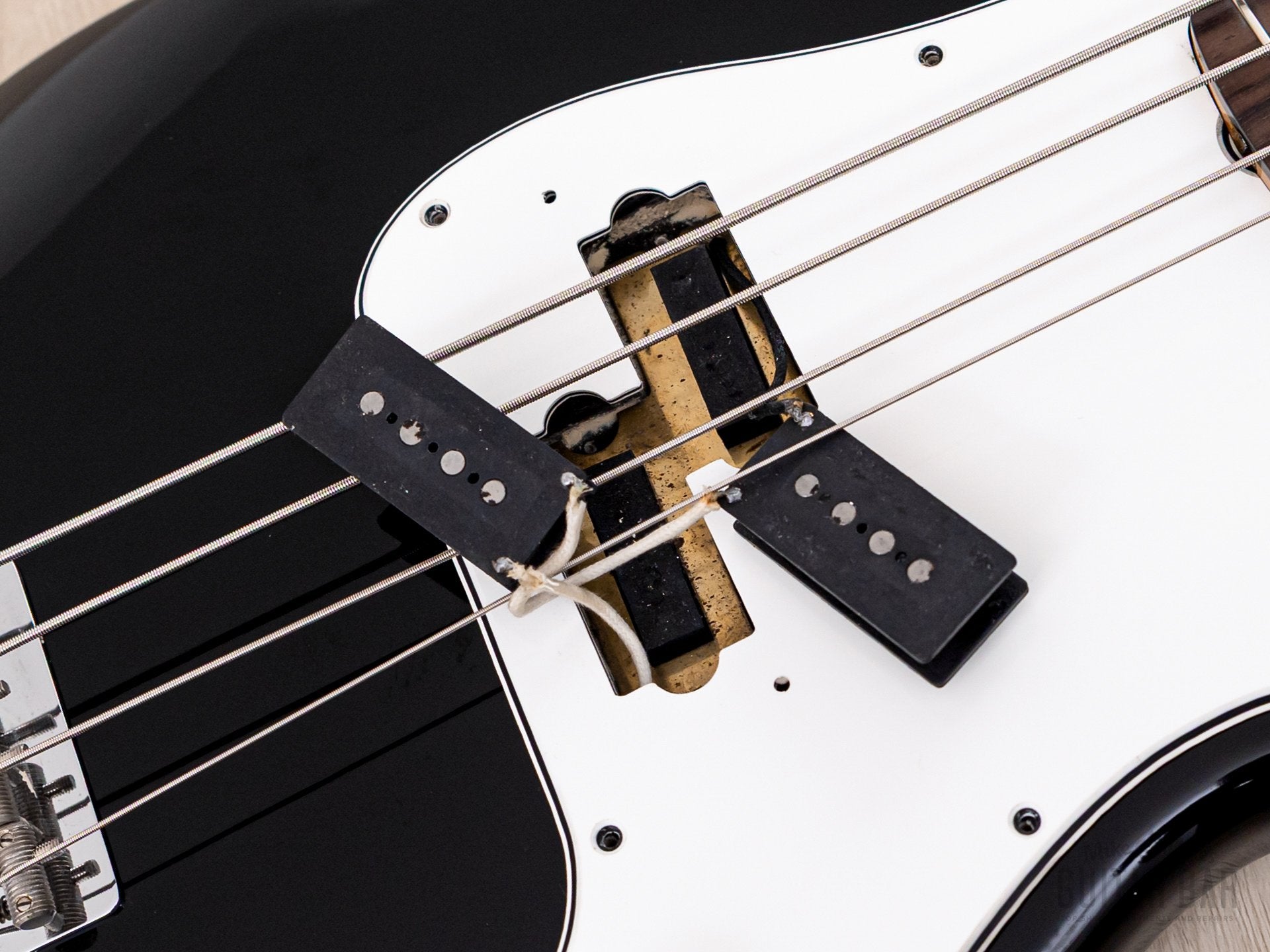 JVシリアル Fender PRECISION BASS 1982 Fender JV Precision Bass '62 Vintage Reissue PB62-75