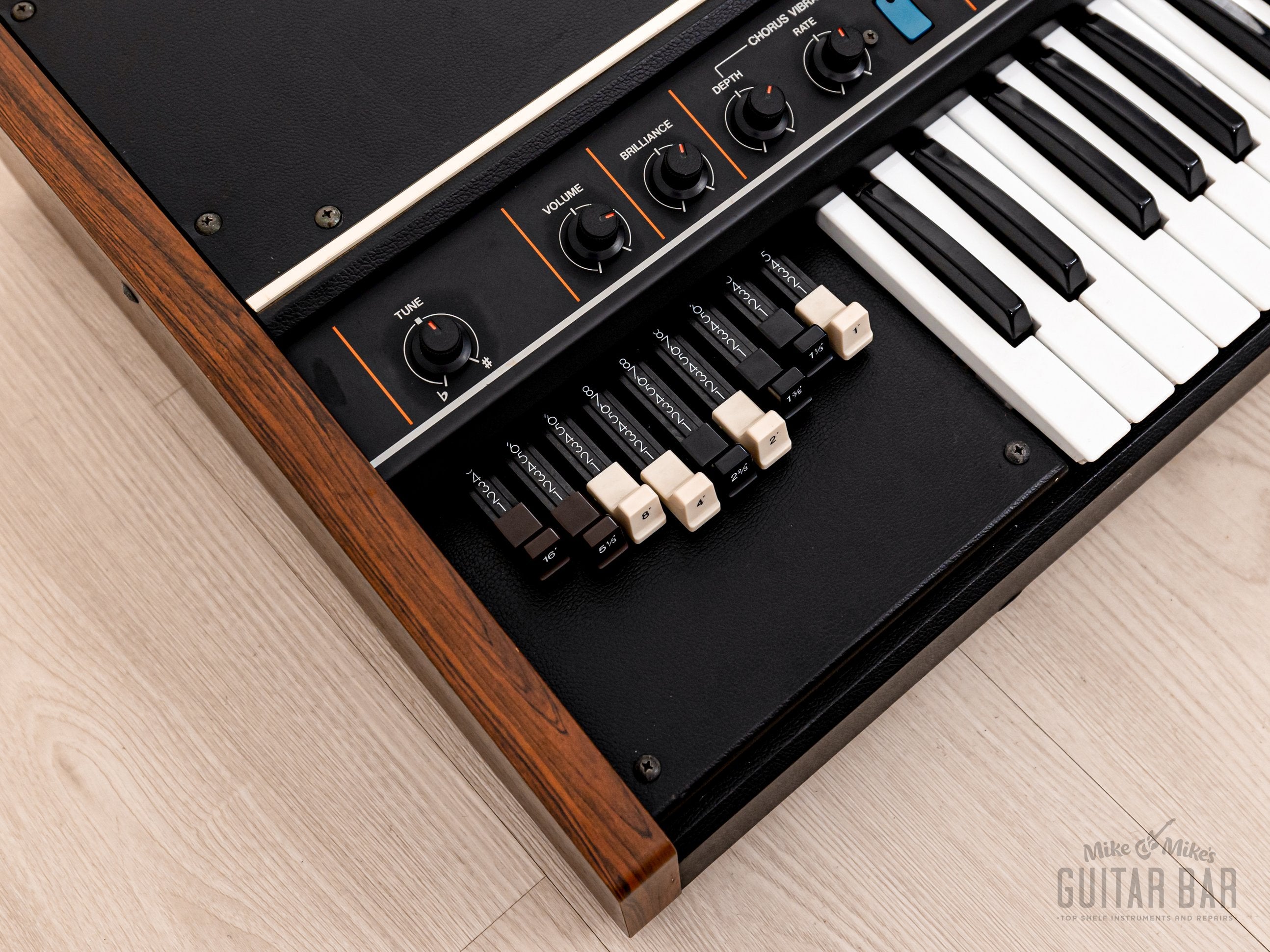 Roland VK-1 ヴィンテージオルガンです。動作良好 Roland VK-1 ヴィンテージオルガンです。動作良好 ヴィンテージ