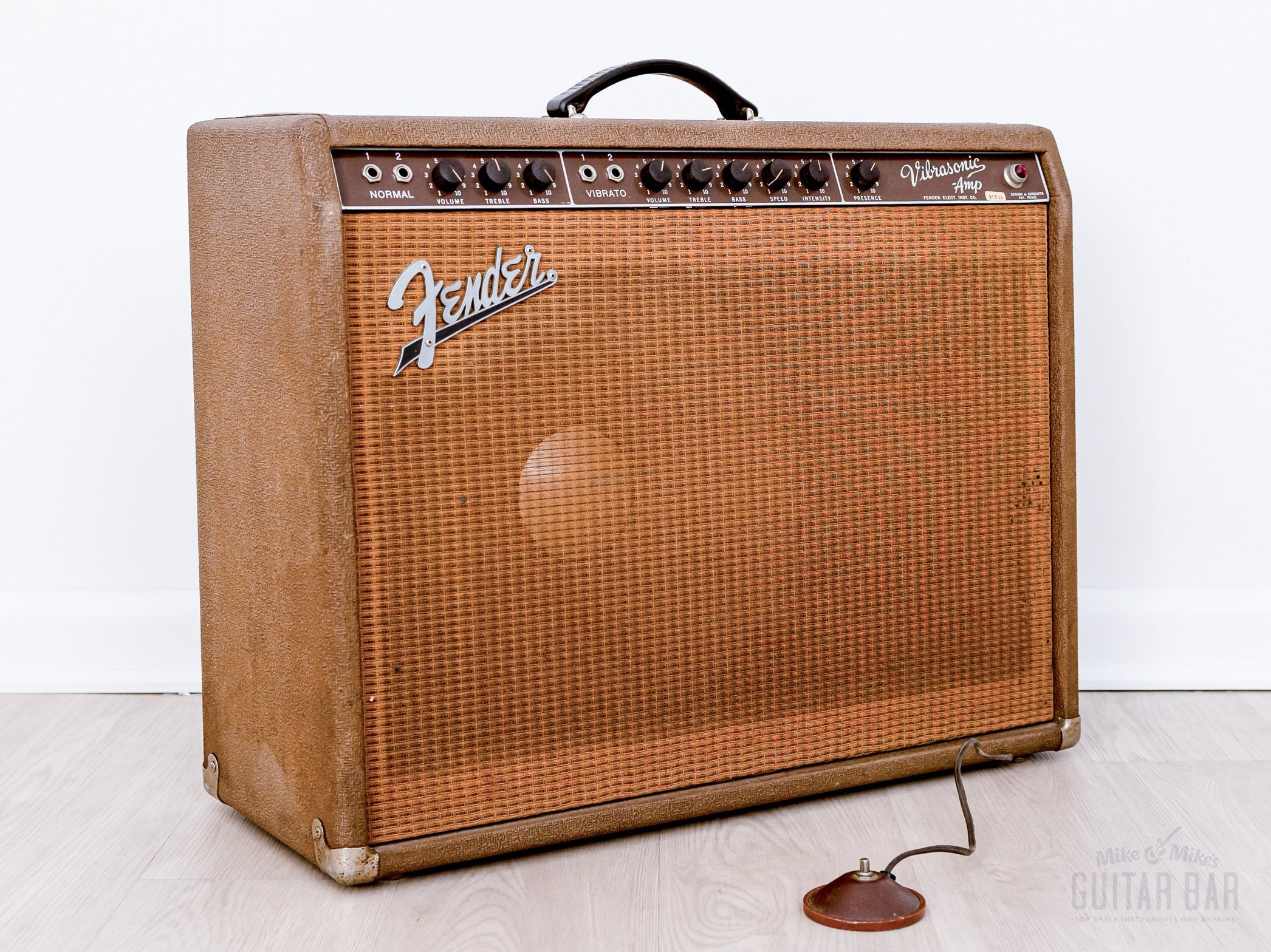 1961 Fender Vibrasonic Brown Panel Vintage Tube Amp 6G13-A 1x15 JBL D1