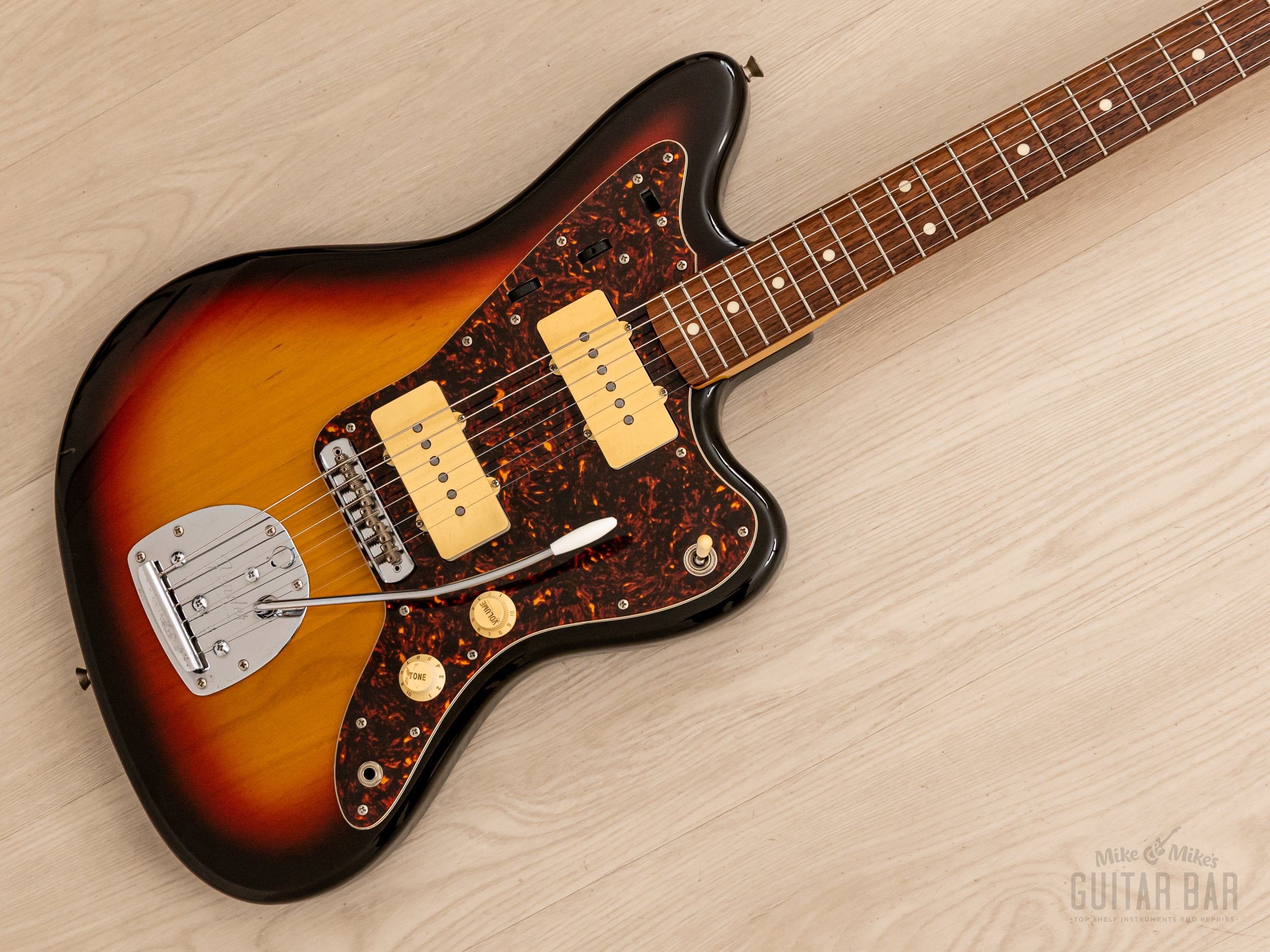 2003 Fender Jazzmaster '62 Vintage Reissue Offset Guitar JM66-80 Sunburst  w/ Hangtag, Japan CIJ