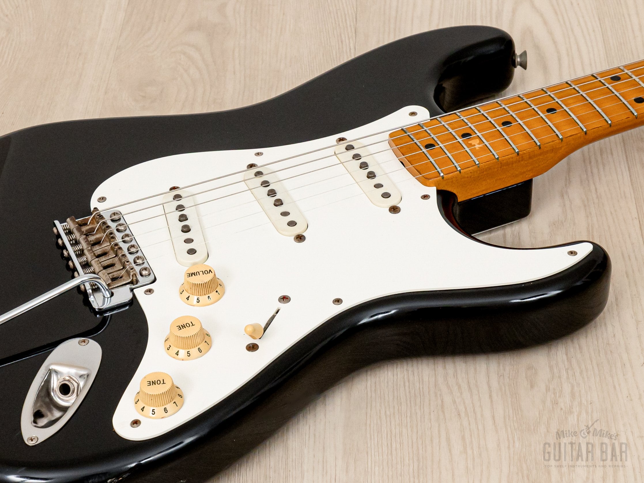 1989 Fender Stratocaster ‘54 Vintage Reissue ST54-55 Black w/ Case, Japan MIJ Fujigen