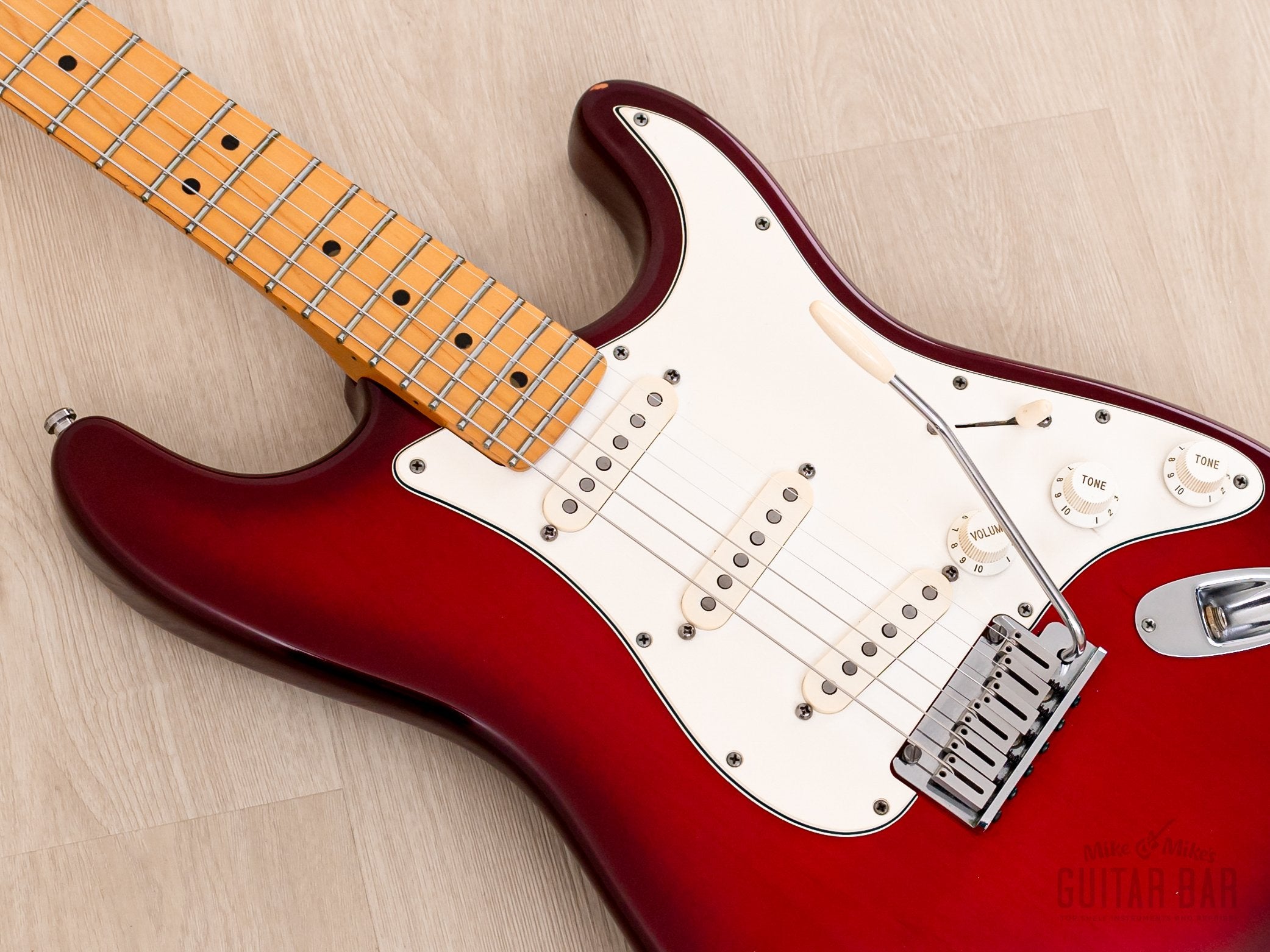 1995 Fender American Standard Stratocaster Crimsonburst 100% Original w/ Case & Hangtags
