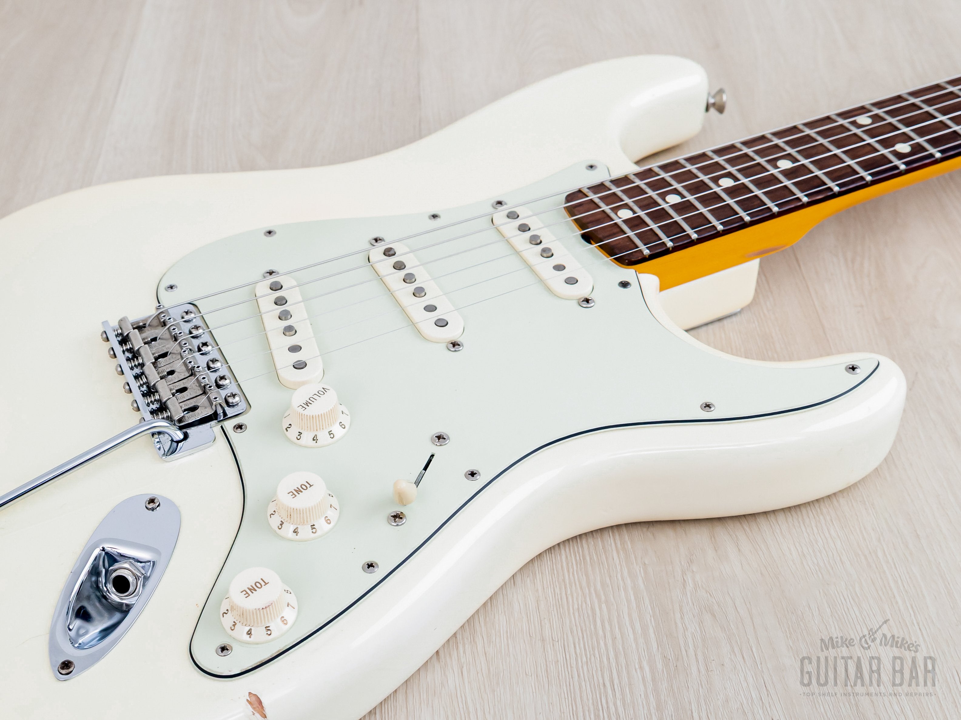 2012 Fender American Vintage Hot Rod '62 Stratocaster Olympic White w/