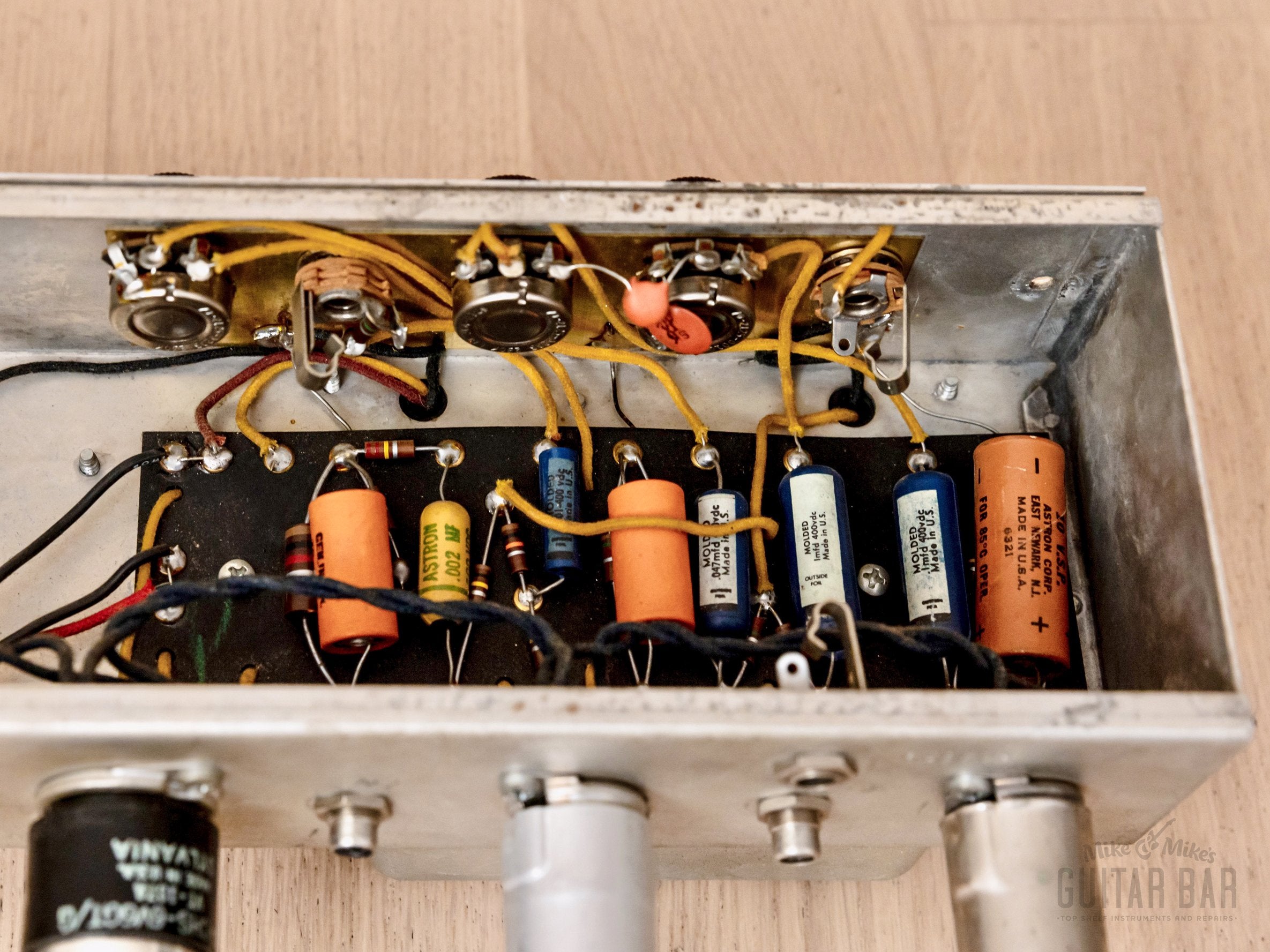 1964 Fender Reverb Unit Pre-CBS Vintage Tube Tank 6G15 Circuit, Brown ...