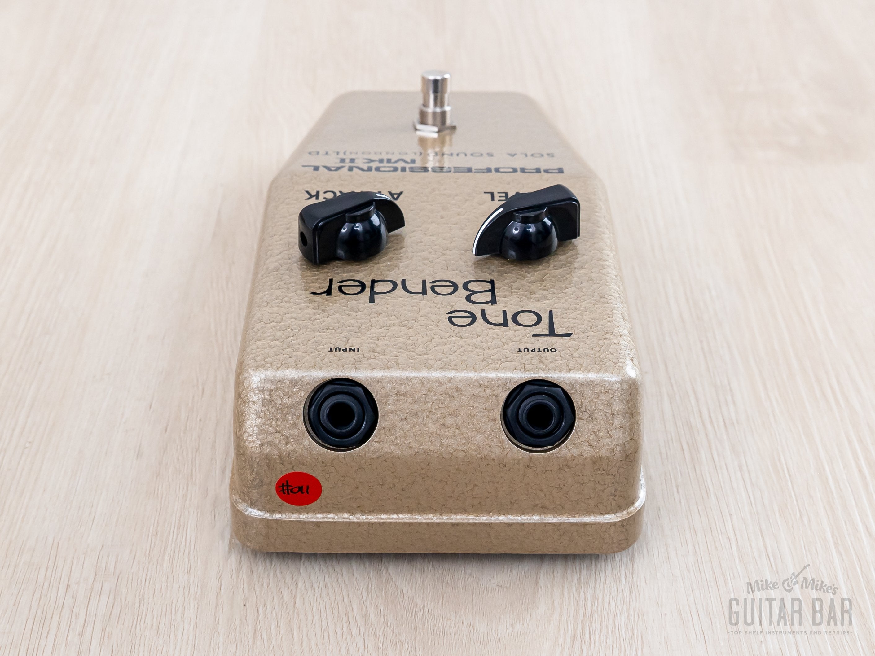 2025 Sola Sound Damask Pro MKII Tone Bender Fuzz Champagne Beige, Mint