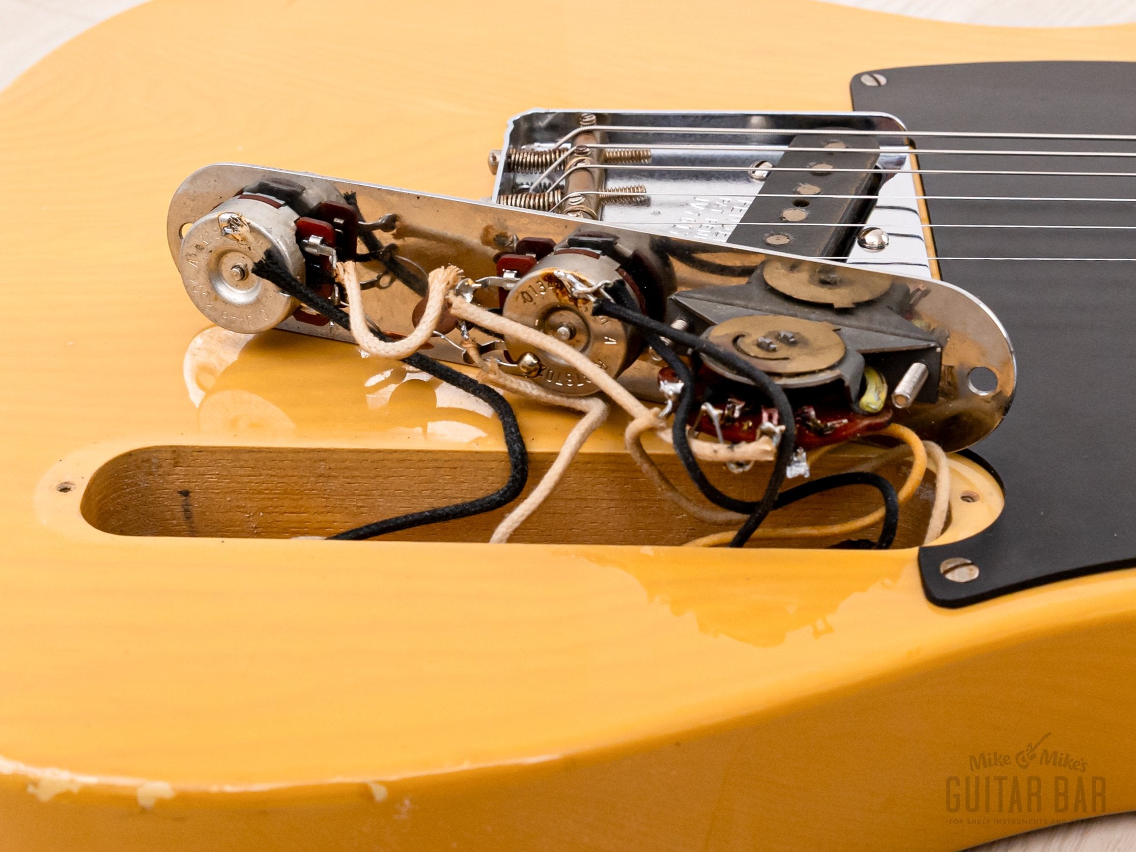 1987 Fender Telecaster '52 Vintage Reissue TL52-95 Butterscotch Lacquer w/ USA Pickups & Tweed Case, Japan MIJ Fujigen