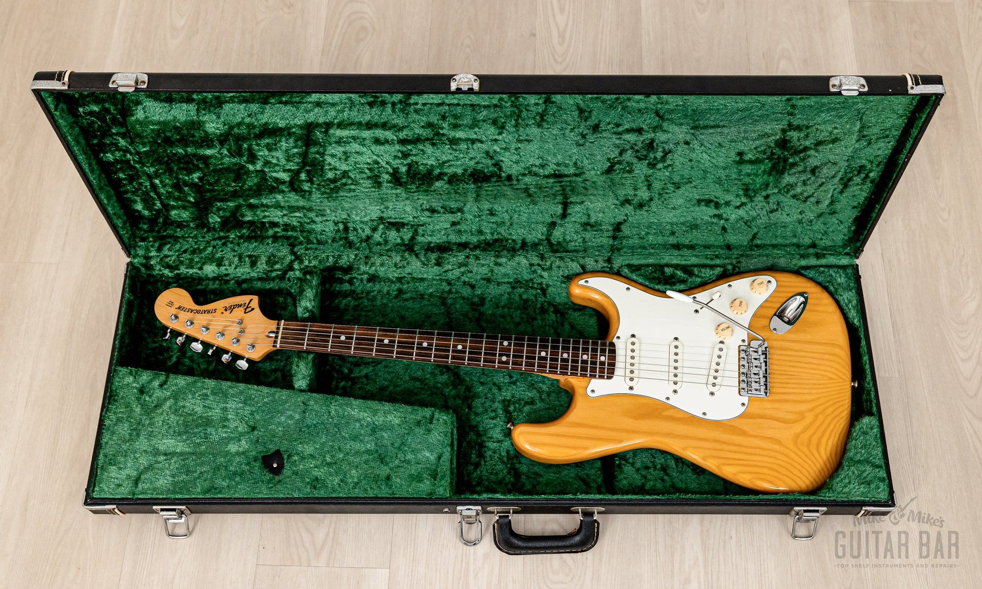 1986 Fender '72 Stratocaster ST72-115 Natural Ash, Near-Mint w/ USA Pickups & Case, Japan MIJ Fujigen