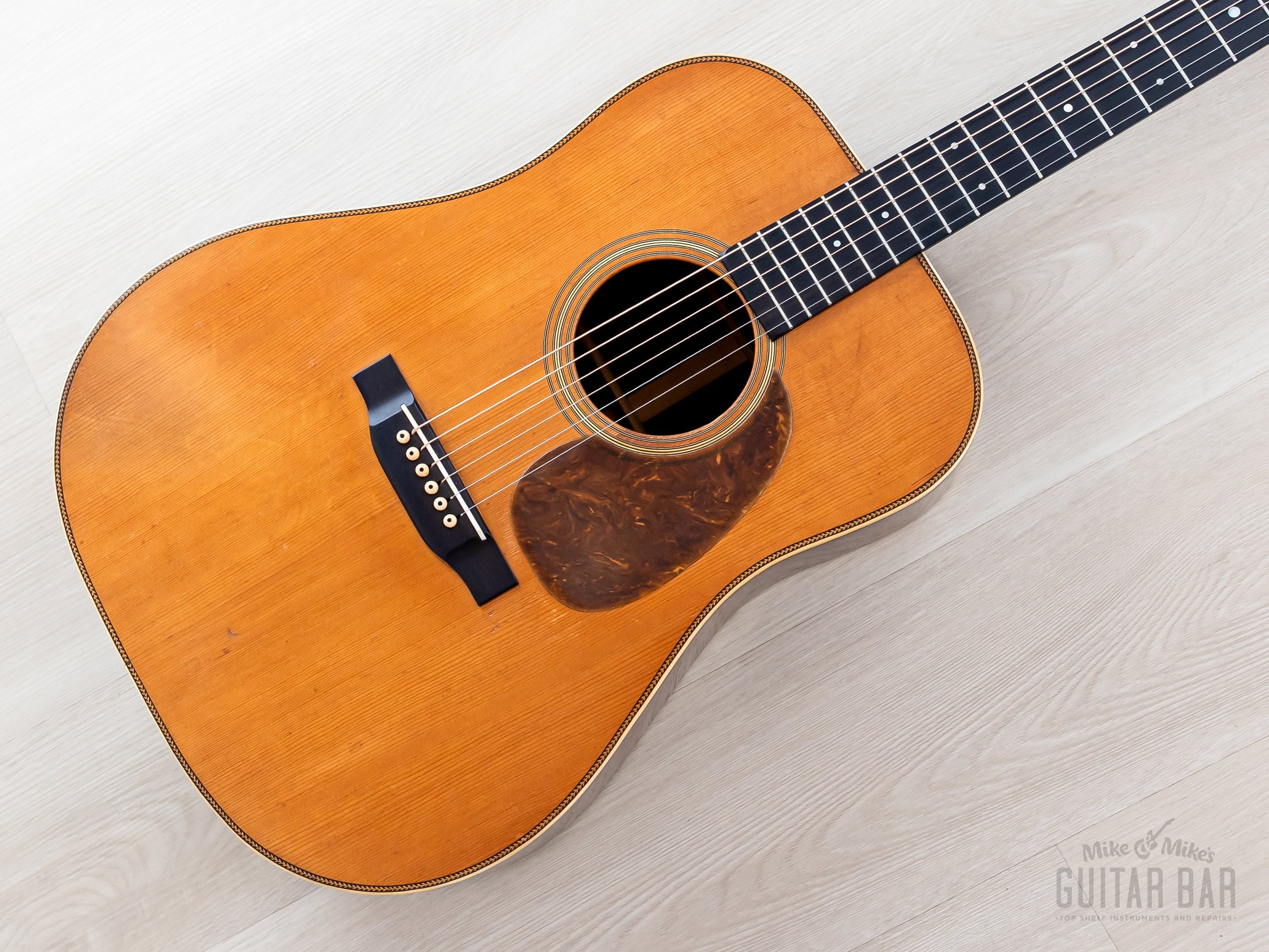 1944 Martin D-28 Wartime Herringbone Vintage Dreadnought Acoustic Guit
