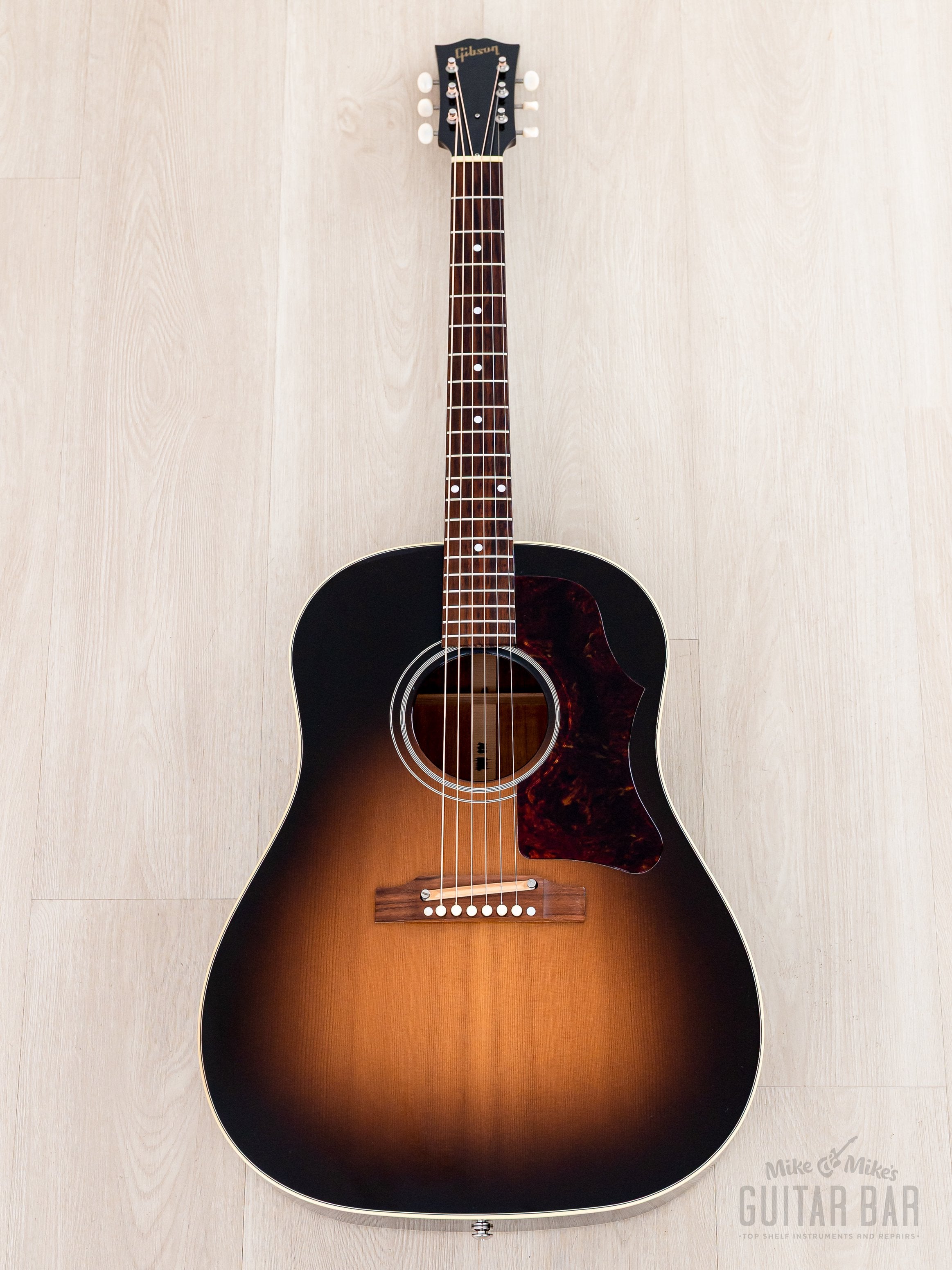 ギター Gibson customshop J-45 Early60s ADJ 2015 2015 Gibson Custom Shop Early 1960s J-45 ADJ Dreadnought Acoustic Guit