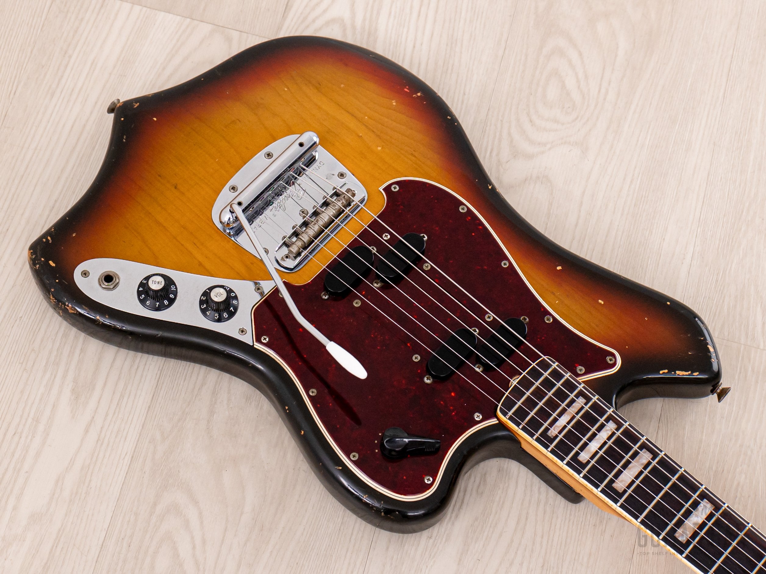 1969 Fender Custom (Maverick) Vintage Offset Electric Guitar Sunburst 100% Original w/ Case, Electric XII