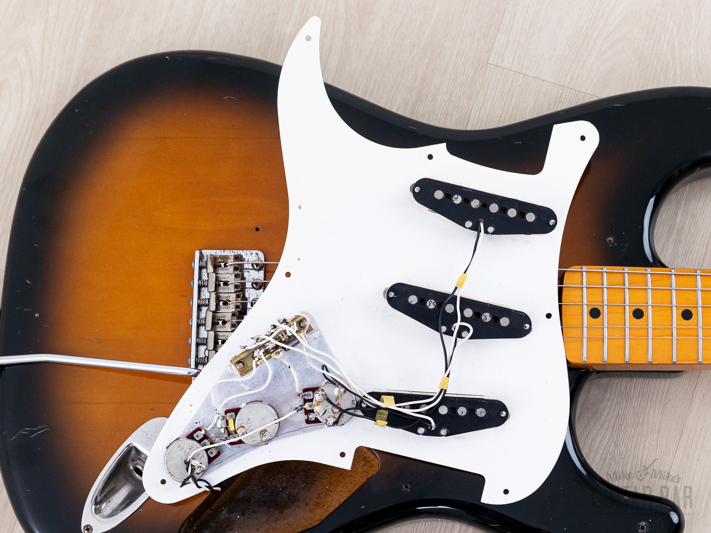 1992 Fender Stratocaster '57 Vintage Reissue ST57-53 Sunburst, Japan M