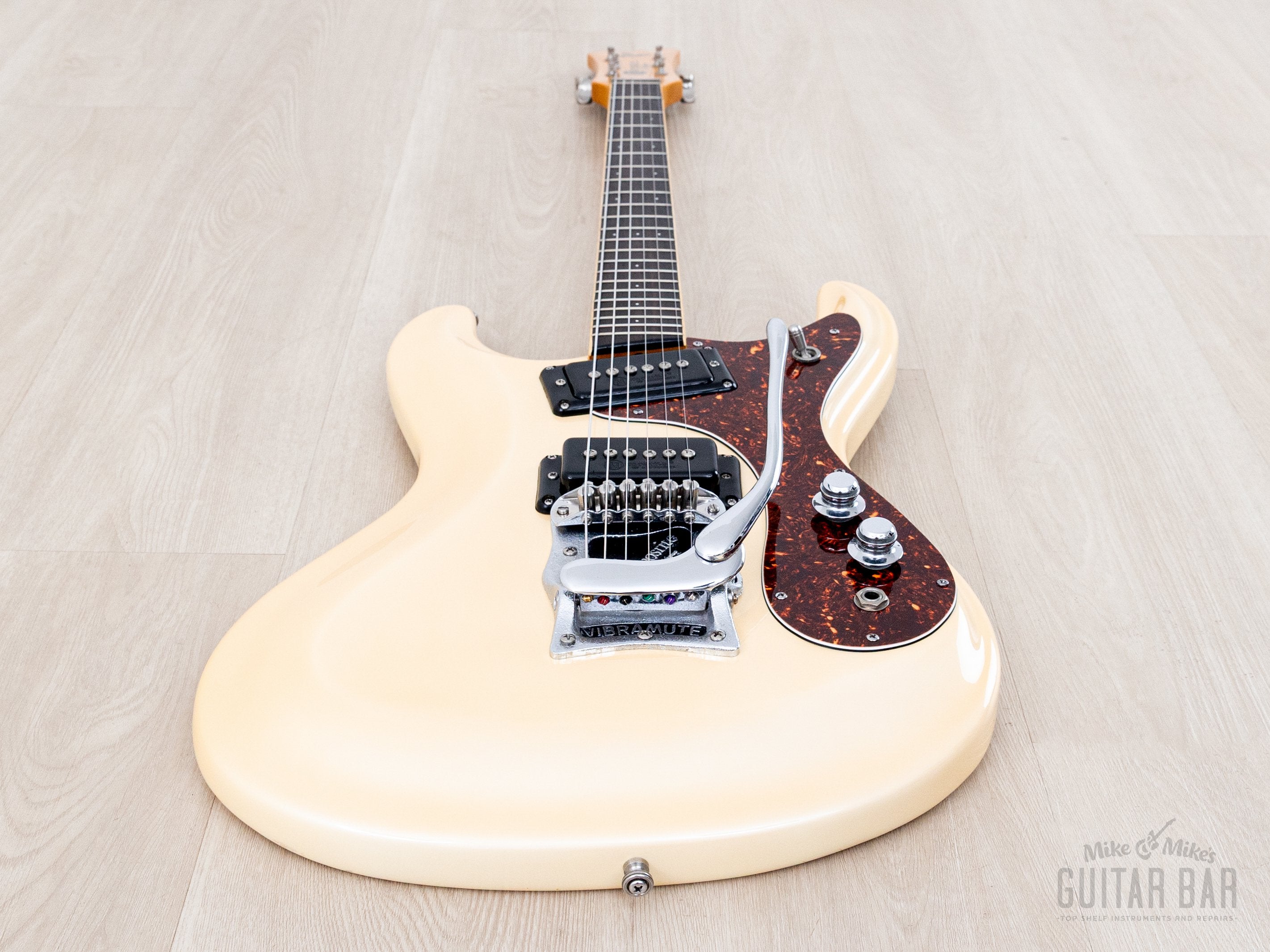 2000s Mosrite Ventures Model 1965 Vintage Reissue V-65 Pearl White w/