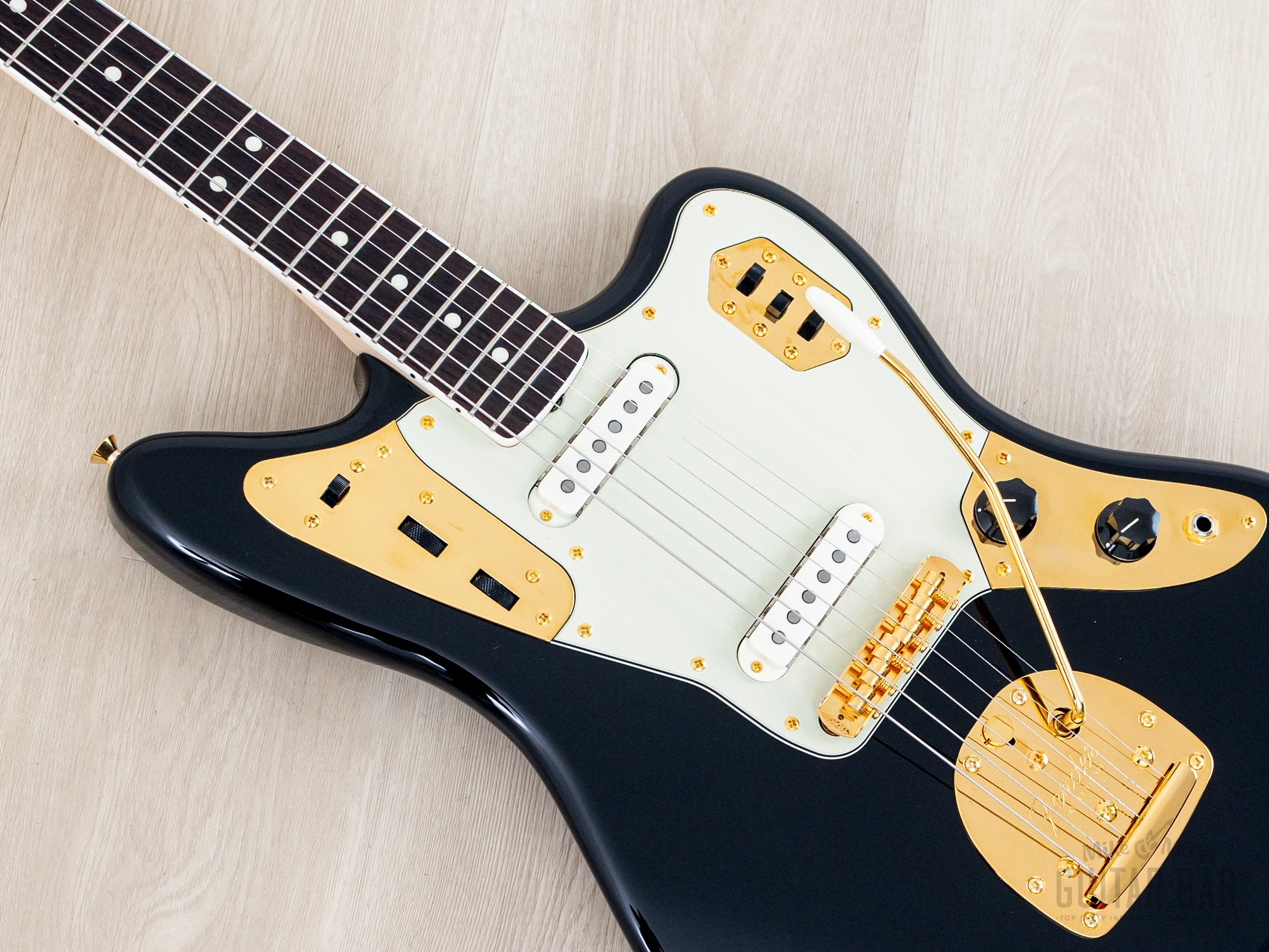 2022 Fender Traditional 60s Jaguar FSR Black w/ Gold Hardware, Japan M