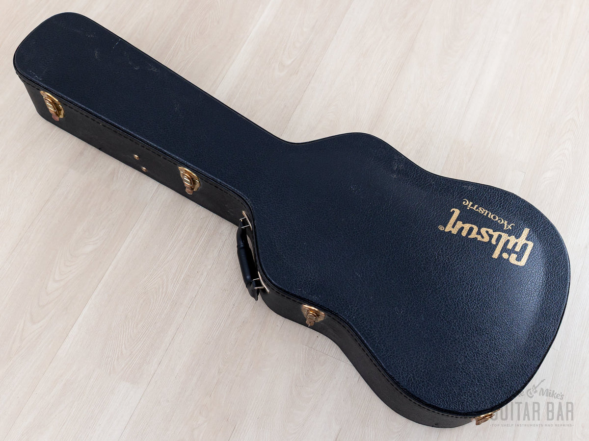 Black tolex Gibson hardshell case with Gibson logo