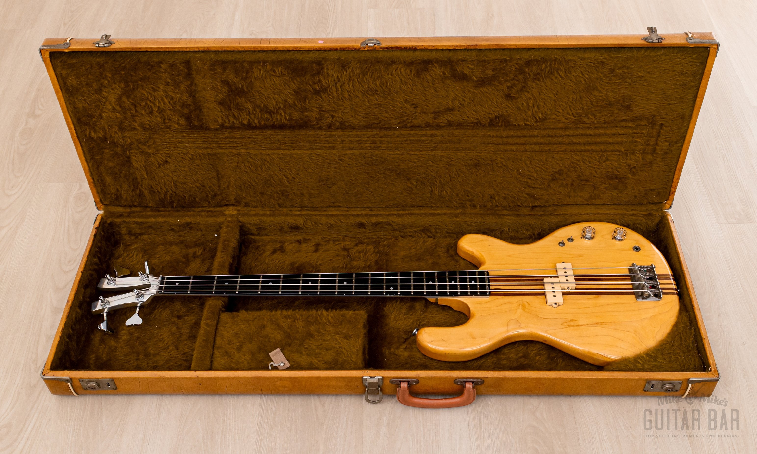 1979 Kramer DMZ 4000 Vintage Aluminum Neck Bass Natural w/ Case
